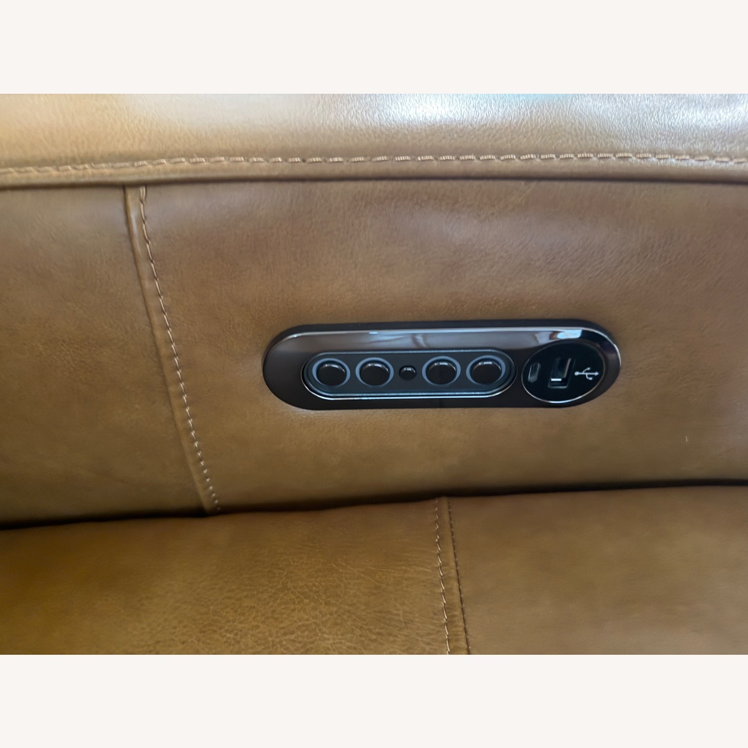 Value City Furniture 3+ Piece Sectional - image-4