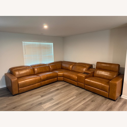 Used Value City Furniture 3+ Piece Sectional for sale on AptDeco