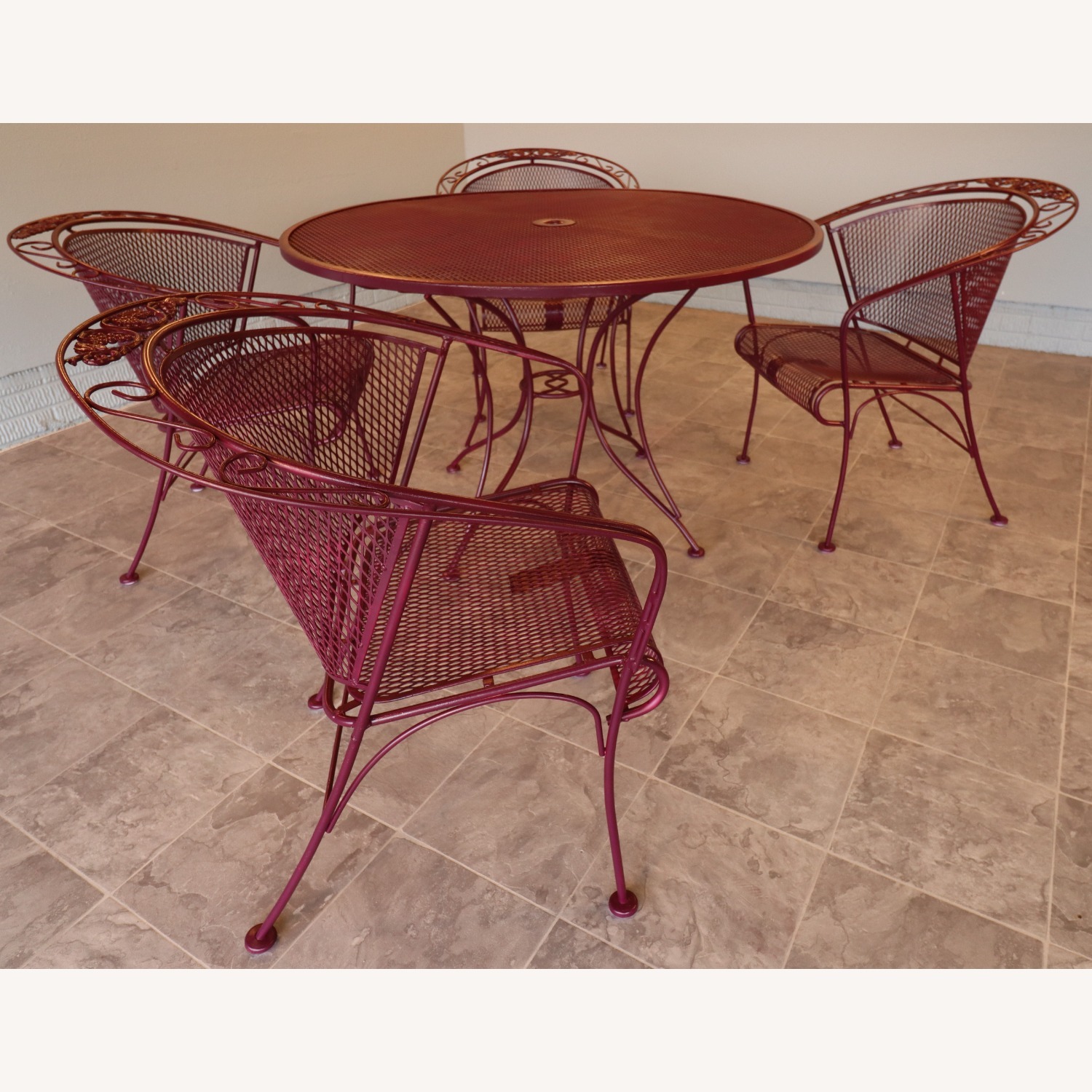 Vintage/Antique Patio Furniture - image-4