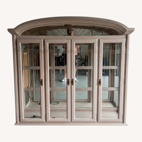 Used The Keller Manufacturing Co White Wood Décor for sale on AptDeco