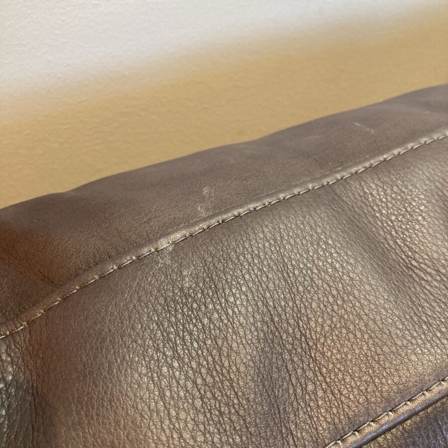 Copenhagen Italian Leather Empire Sofa - image-9