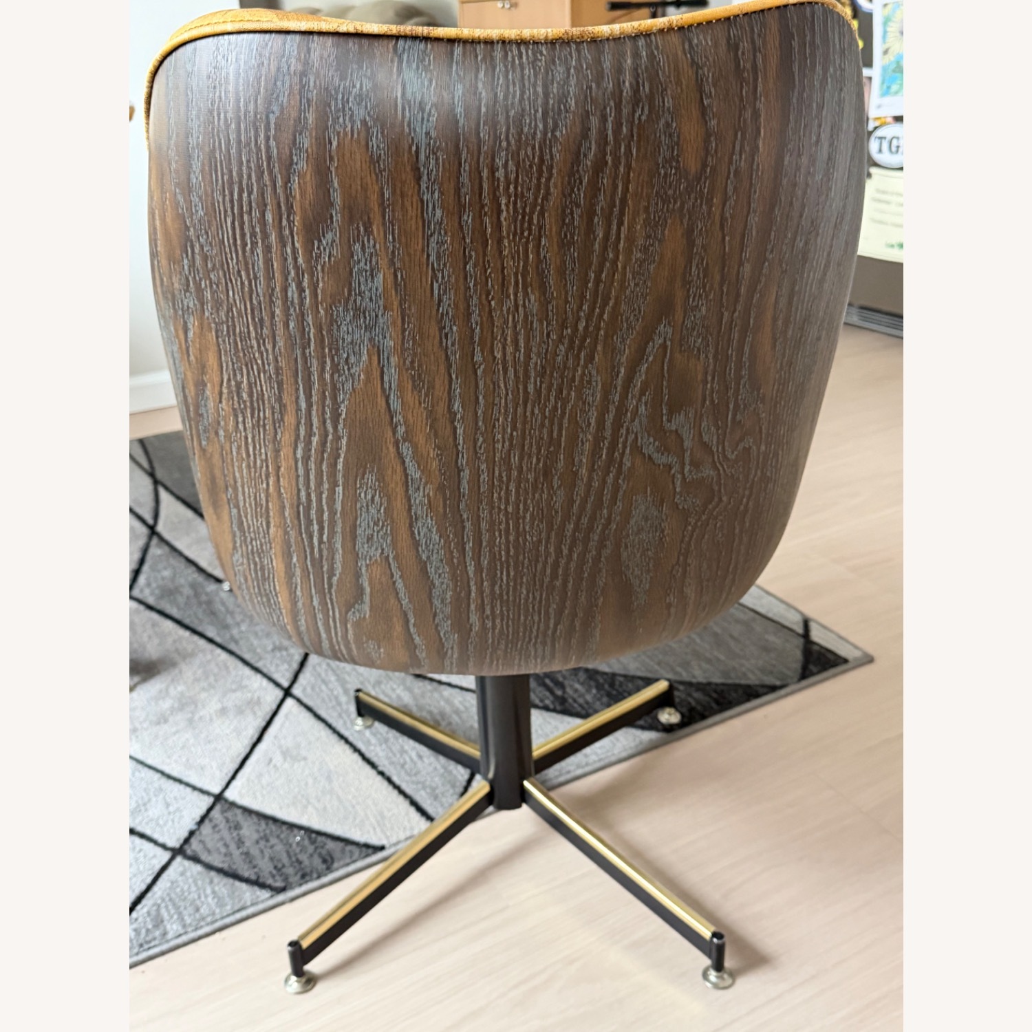 Vintage/Antique Dining Sets - image-8