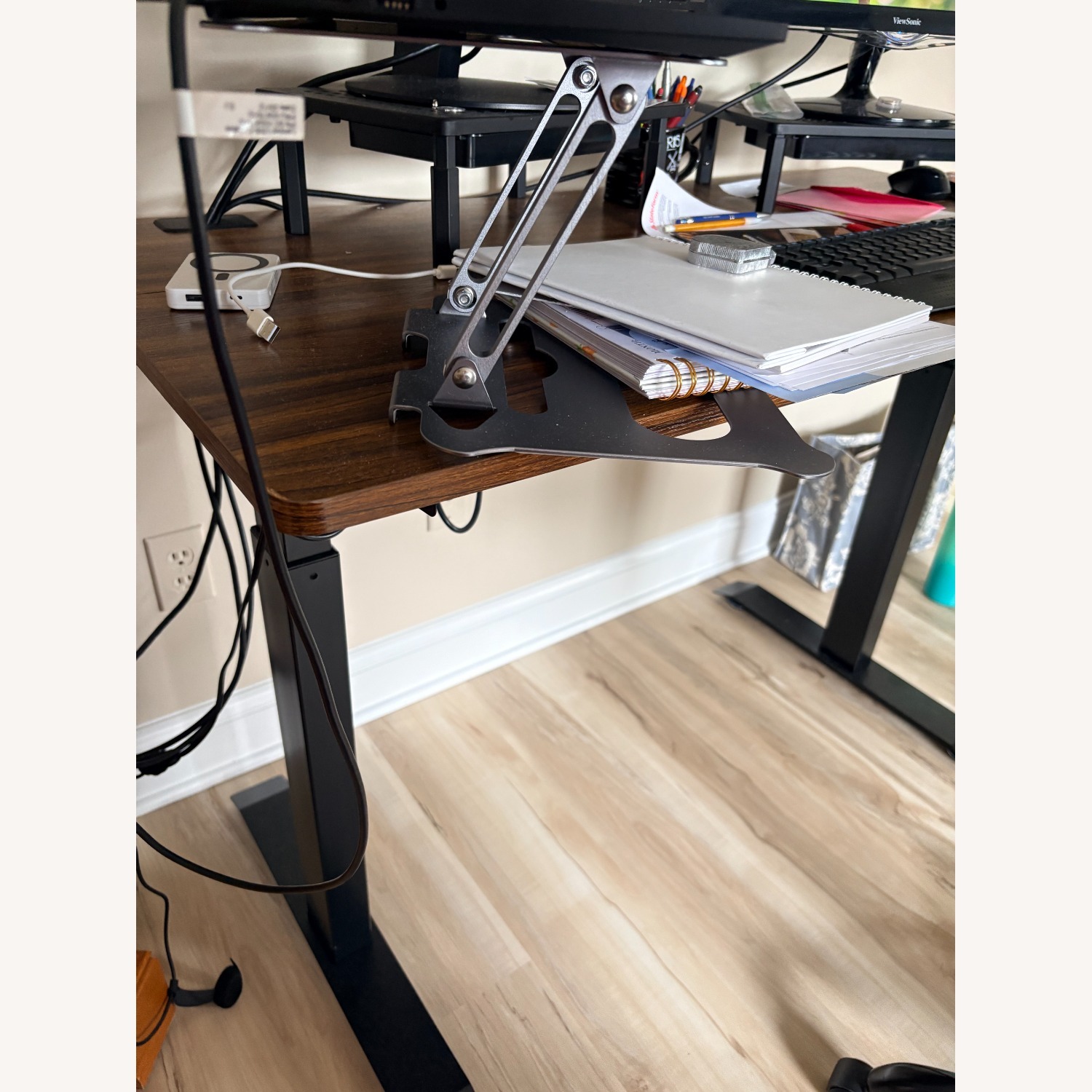 Electric/Motorized Computer Desk - image-3