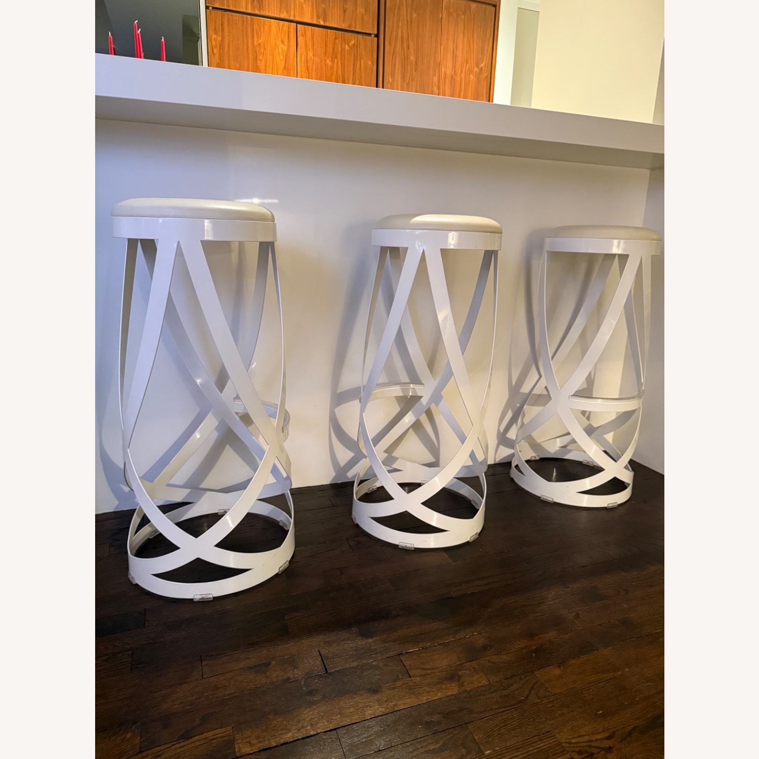 Capellini Ribbon Stool  - image-4