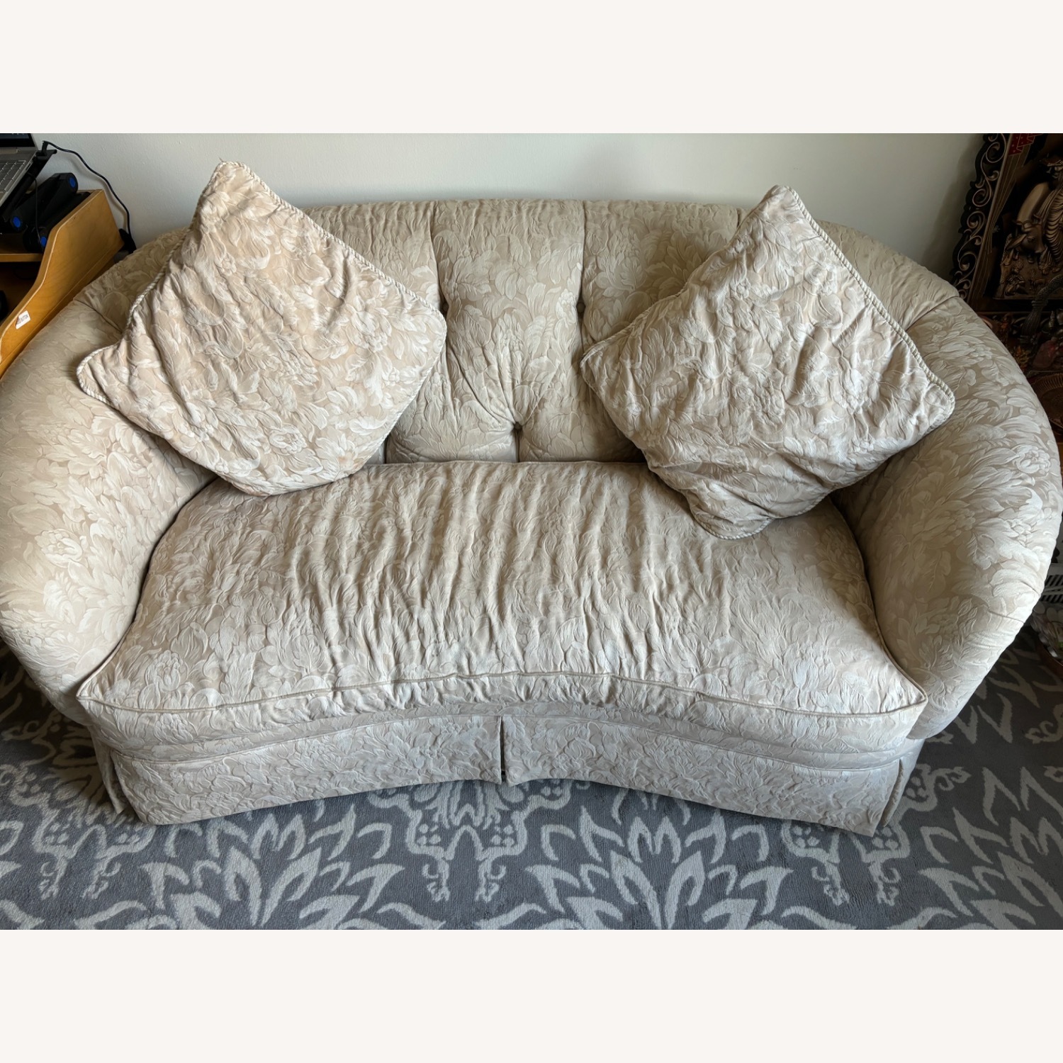 Sherrill Furniture Loveseat - image-4