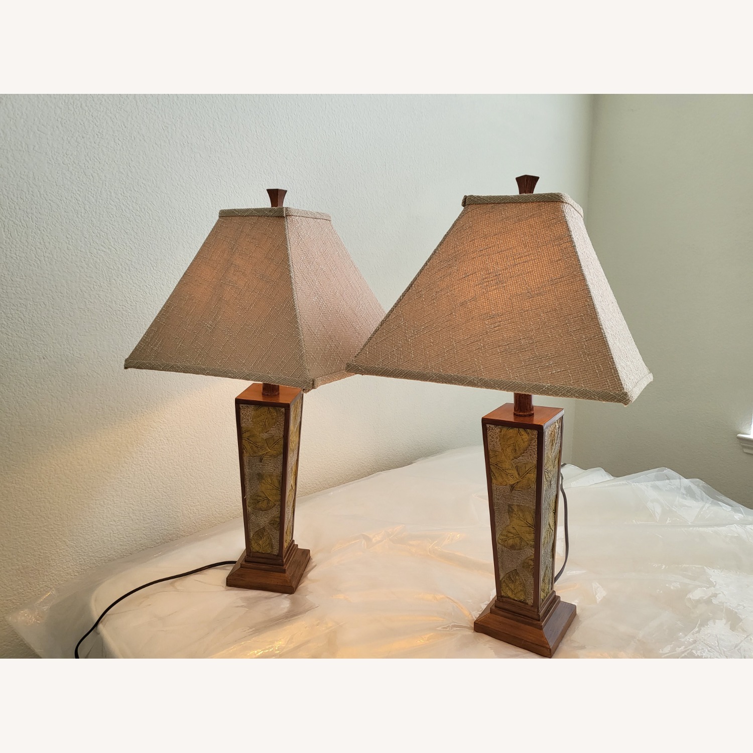 Antique Light Brown Resin Table Lamps -Set of 2 - image-4