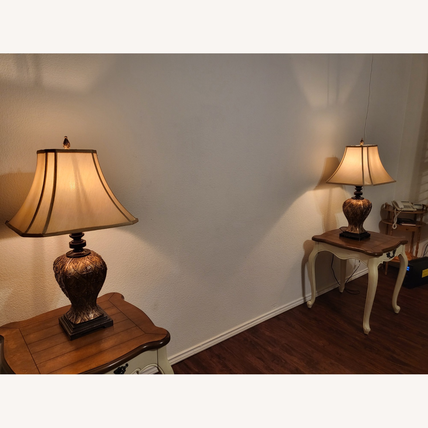 Antique Light Brown Resin Table Lamps -Set of 2 - image-3