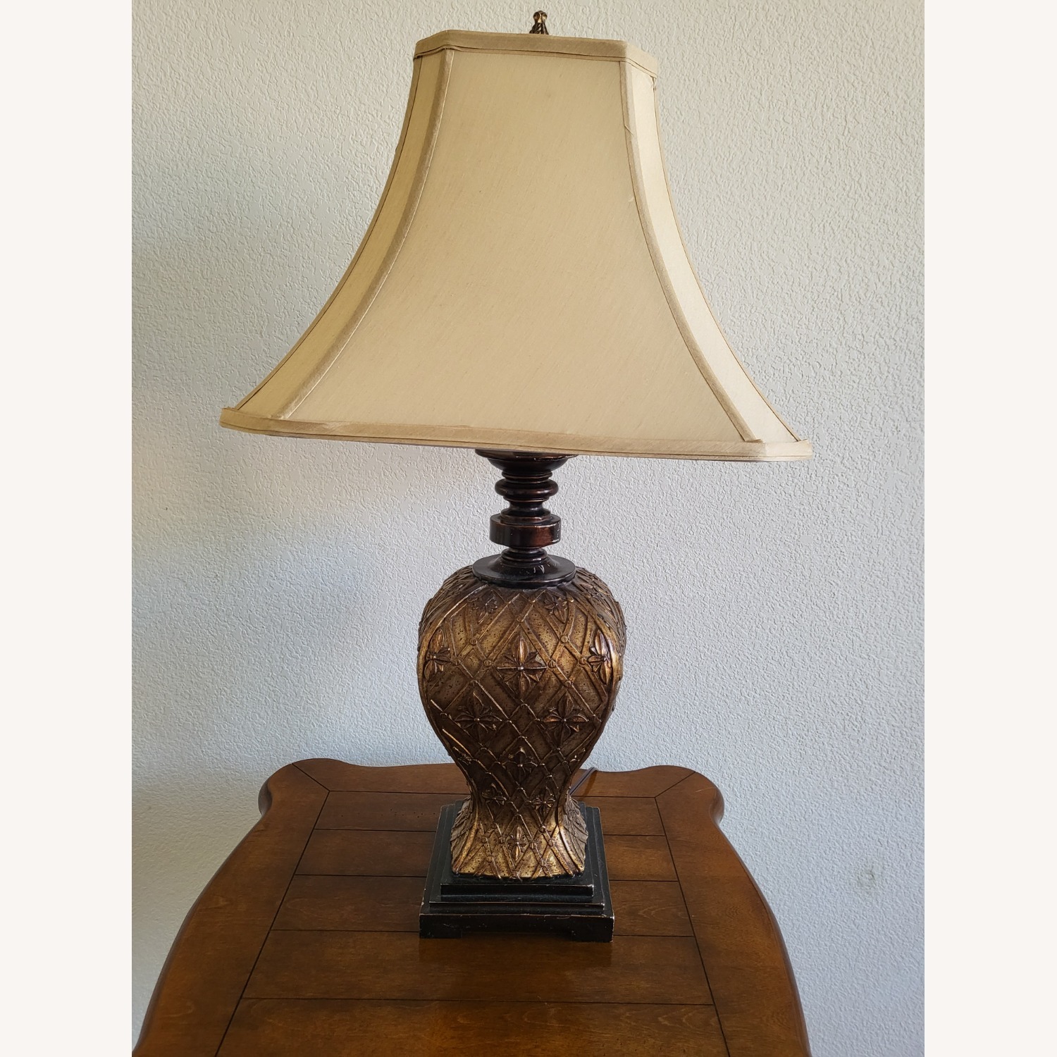 Antique Light Brown Resin Table Lamps -Set of 2 - image-1