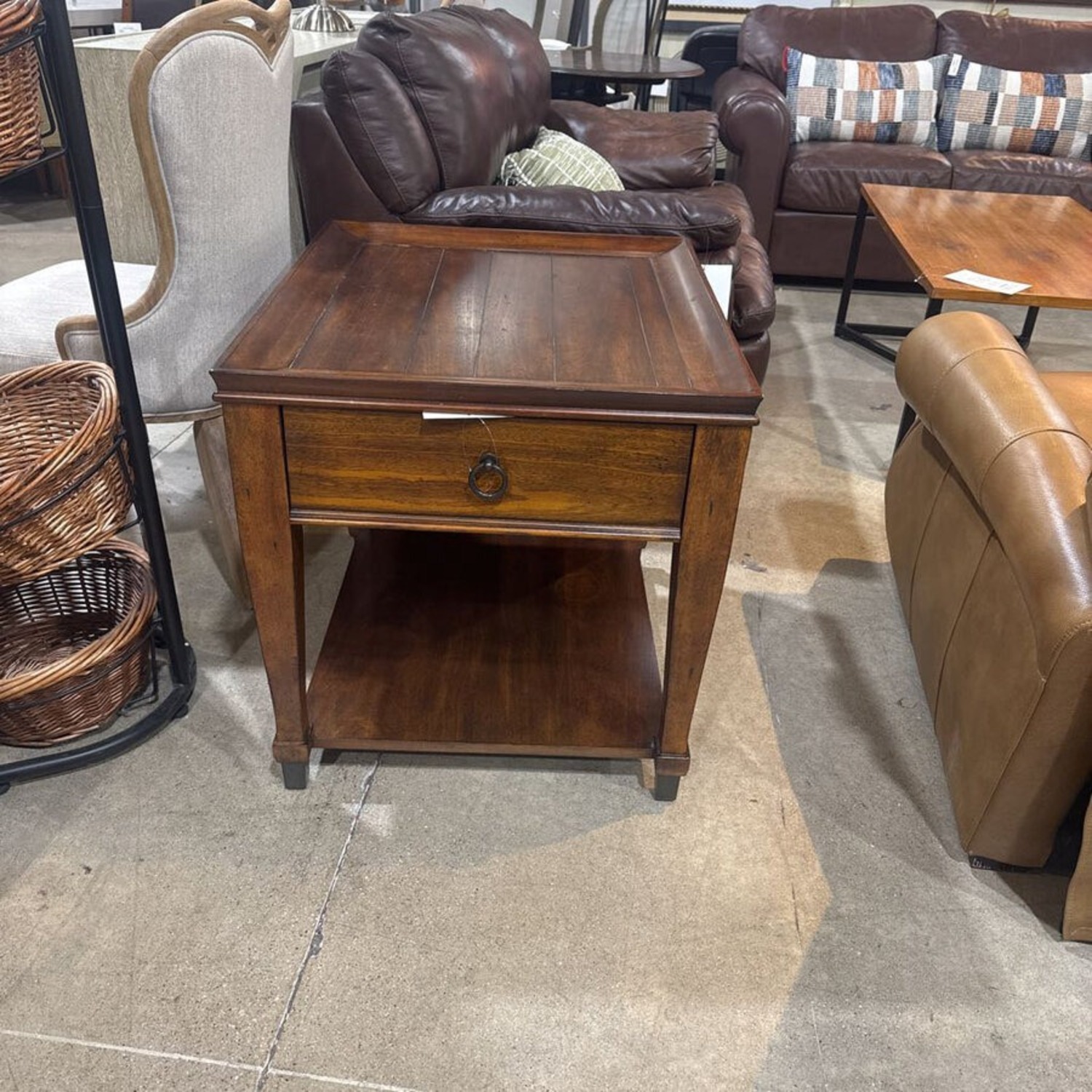 Hammary Sunset Valley Single Drawer Table - image-3