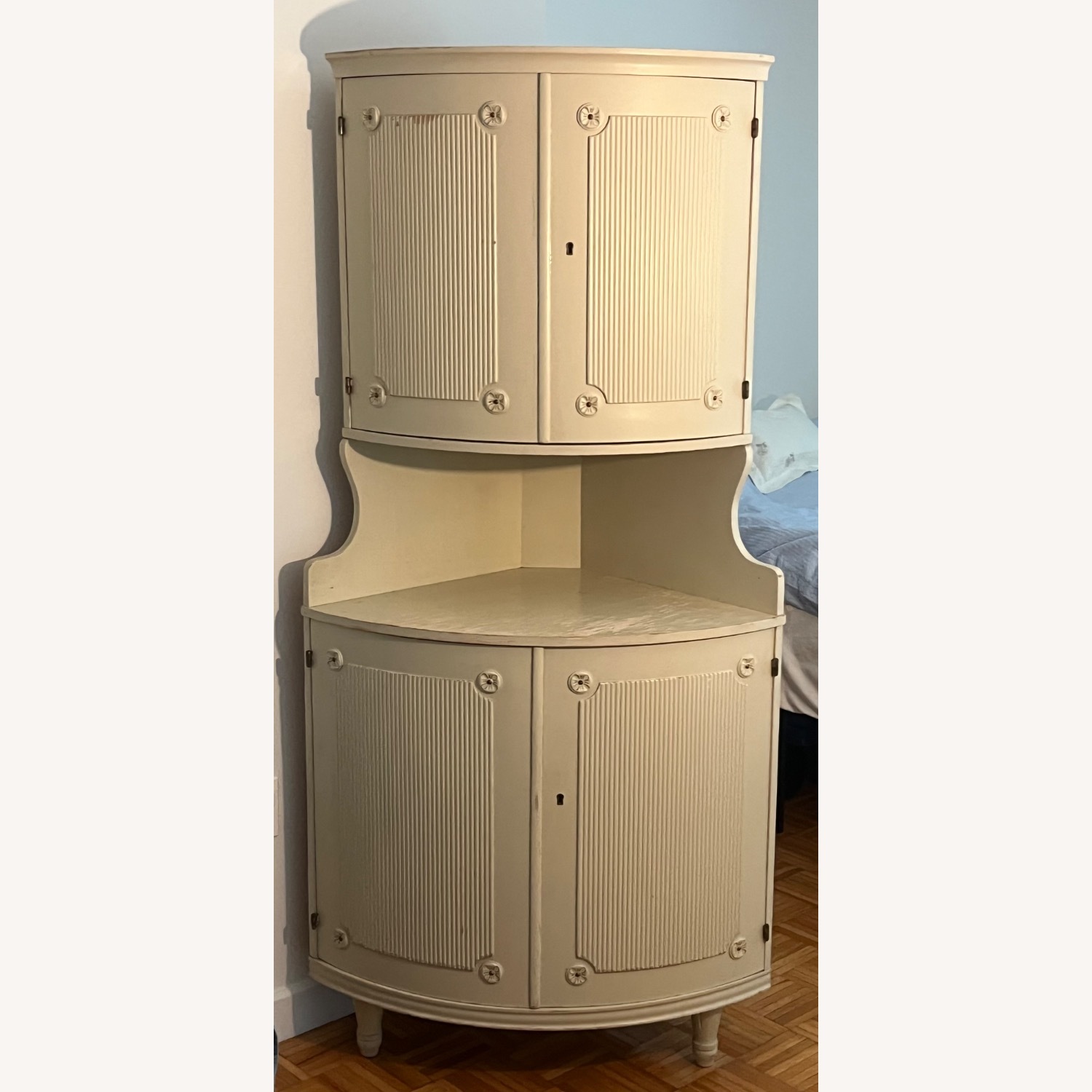 Antique 19c Swedish Gustavian Corner Hutch - image-2