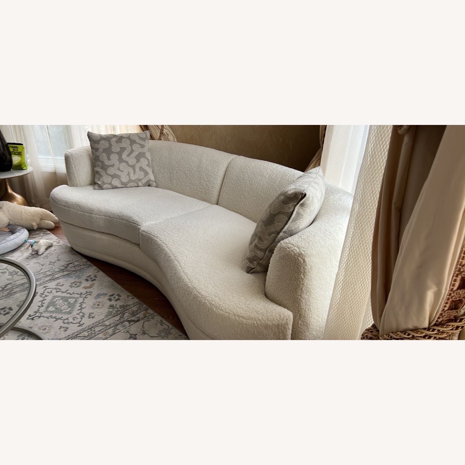 Jenselle White 3+ Seater Sofa - image-5