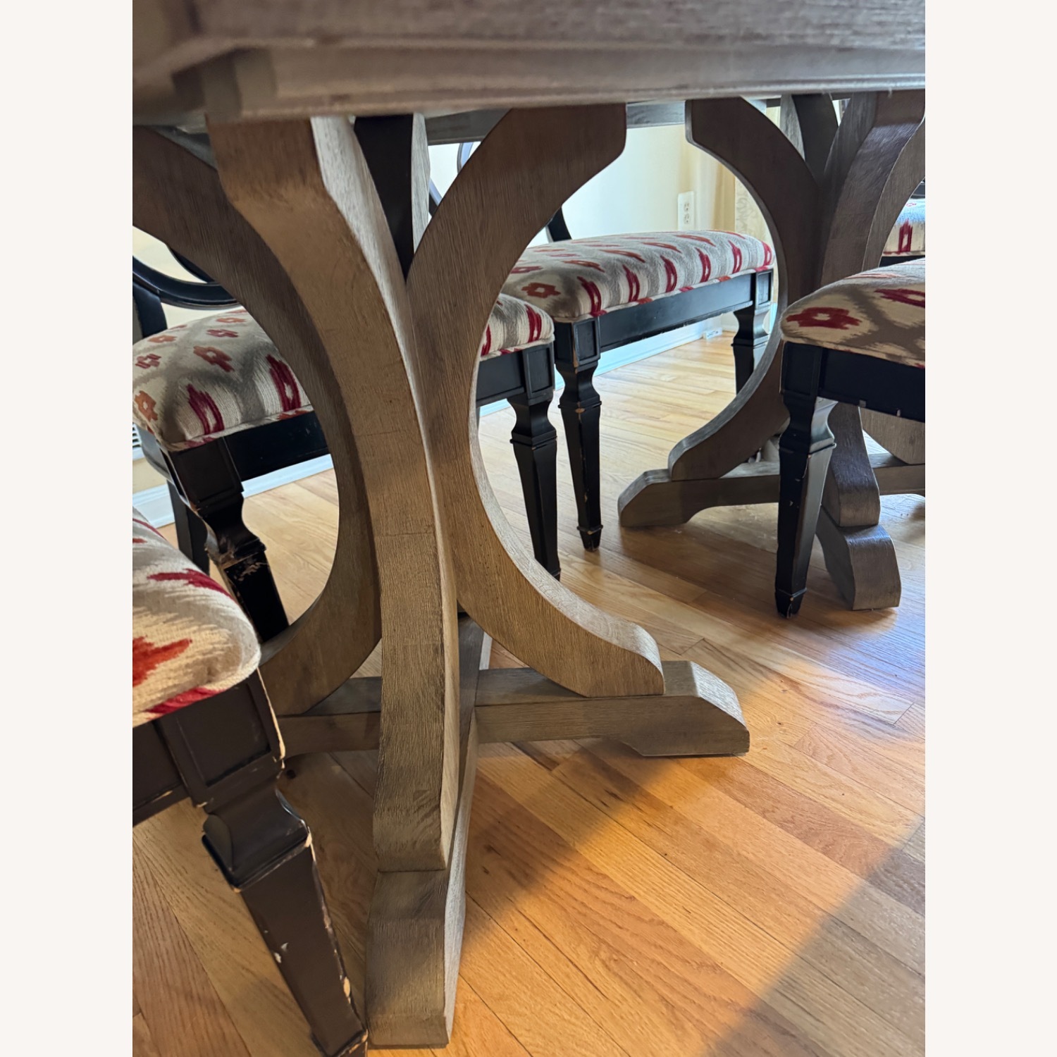 Dining / Kitchen Table + Chairs - image-3