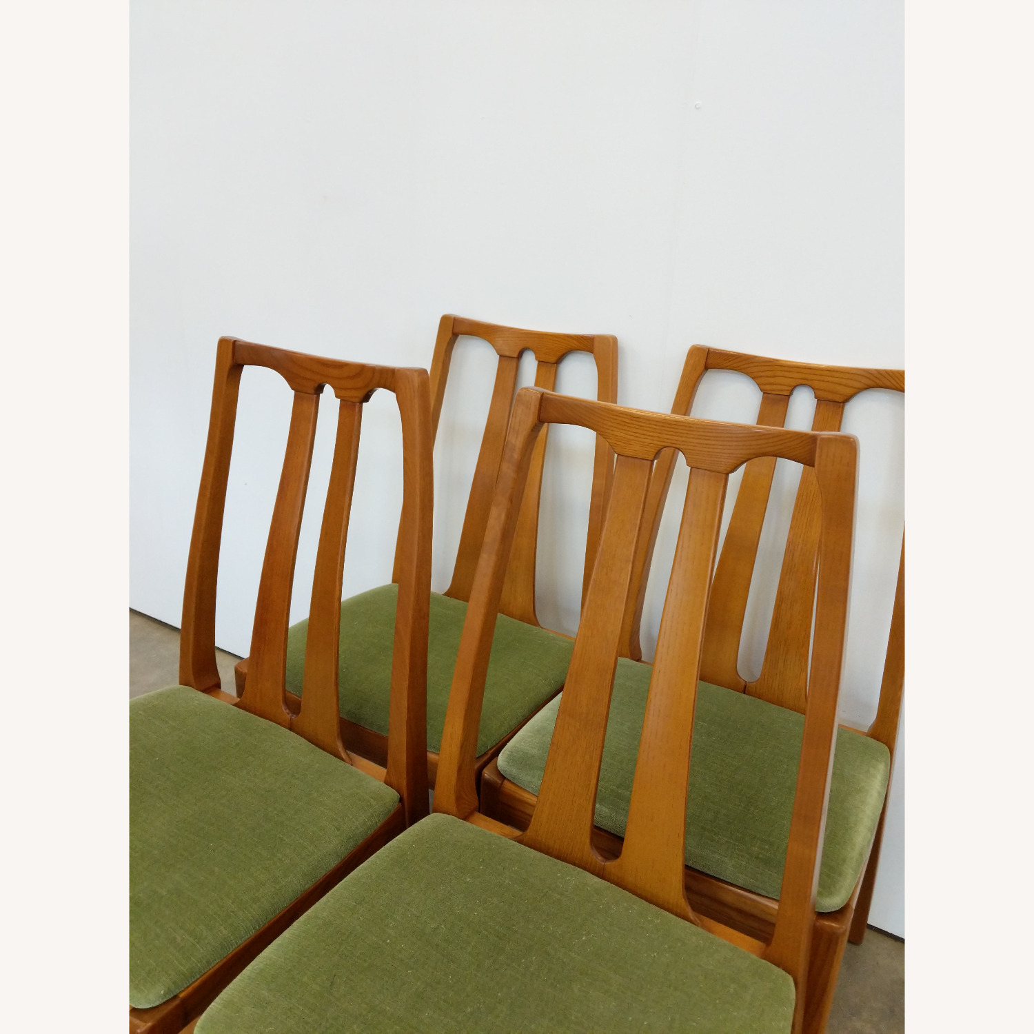 4 Vintage Mid Century Parker Knoll Dining Chairs - image-7
