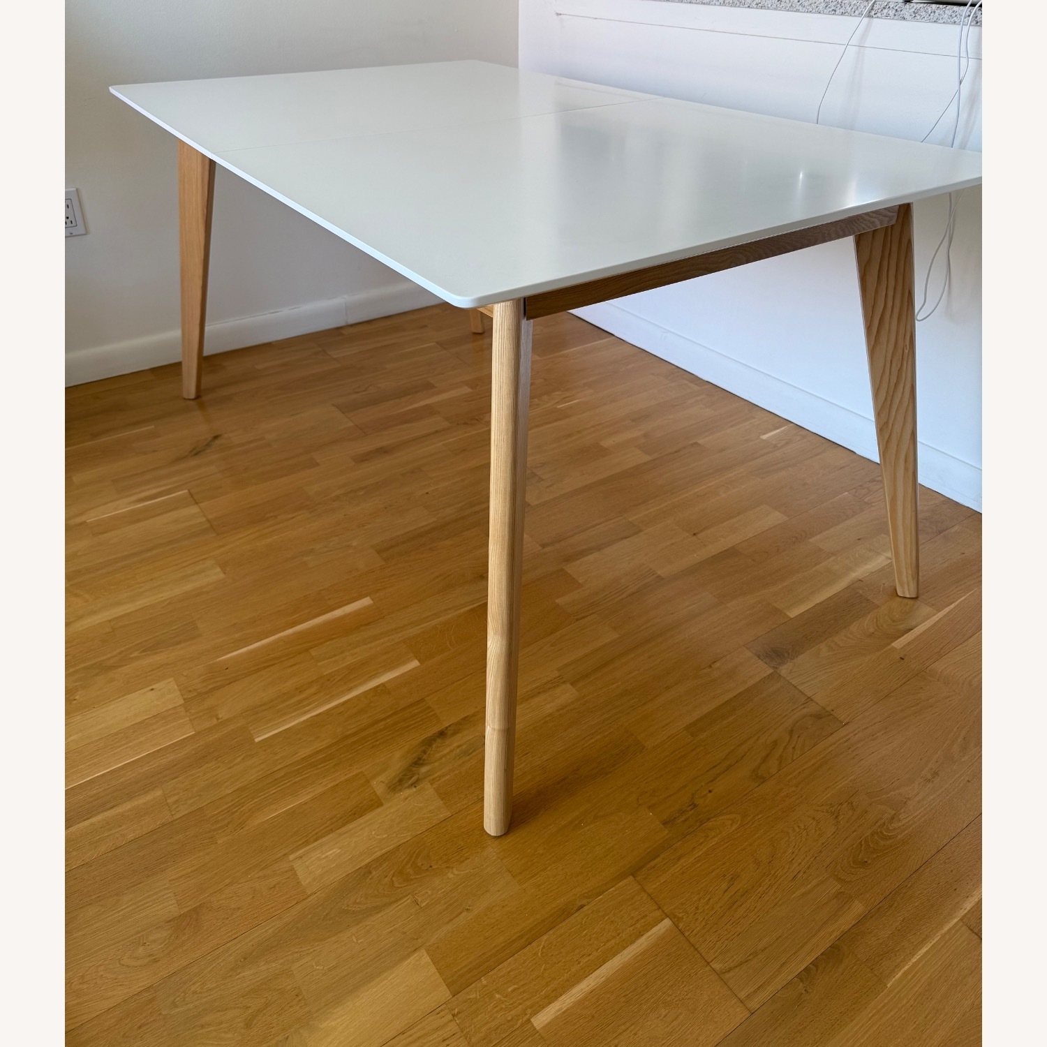 Rove Concepts Modern Extendable Dining Table 6-8 people - image-3