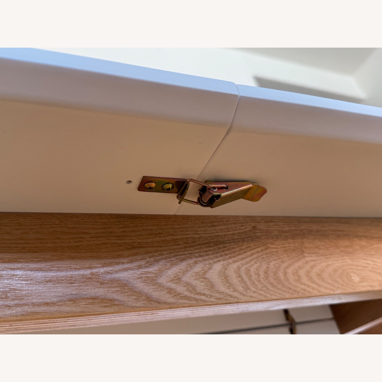 Rove Concepts Modern Extendable Dining Table 6-8 people - image-8