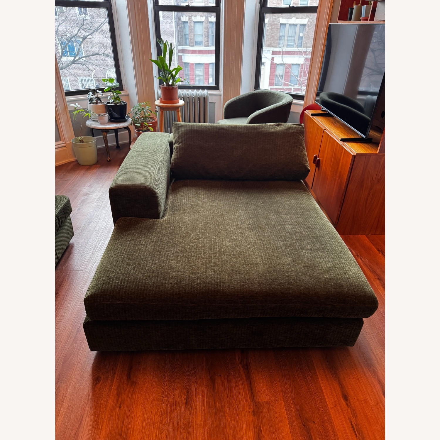 Article Beta Chaise Lounge - image-4