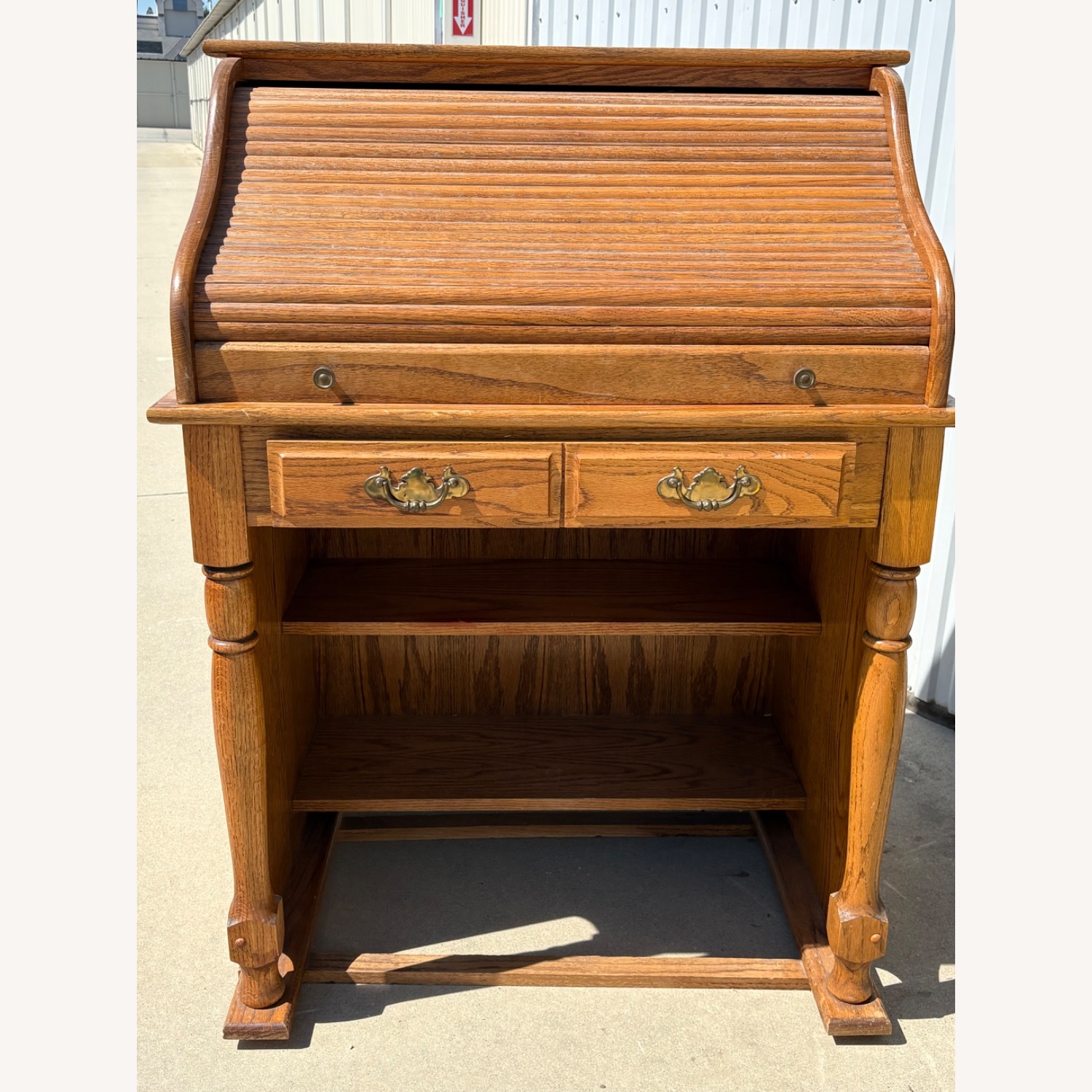 20th Century Light Brown Oak Wood Desk - image-1