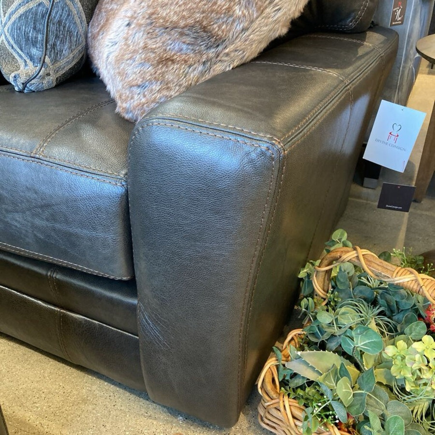 Italian Leather 2 Piece w Ottoman Sectional - image-10