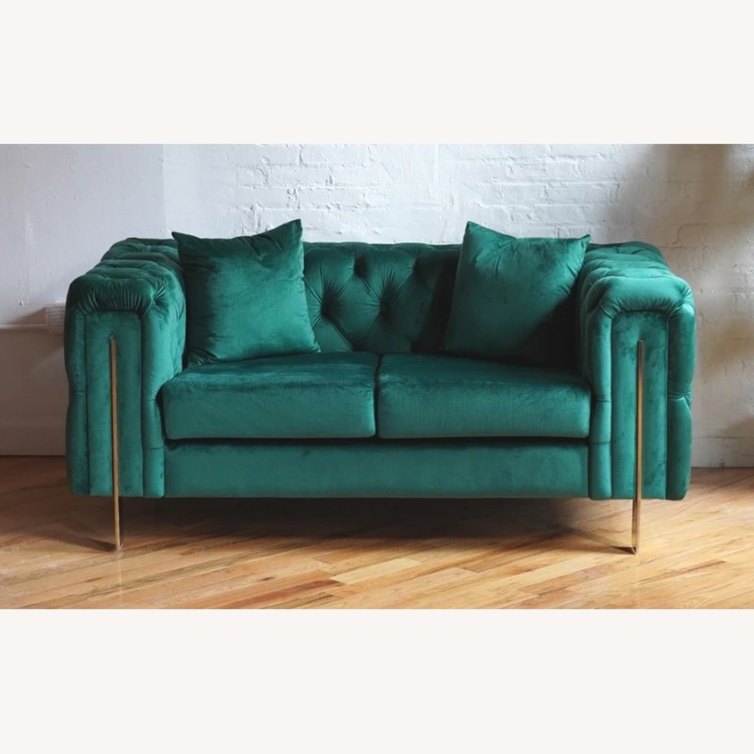 Modern Chesterfield Sofa Green Velvet - image-5