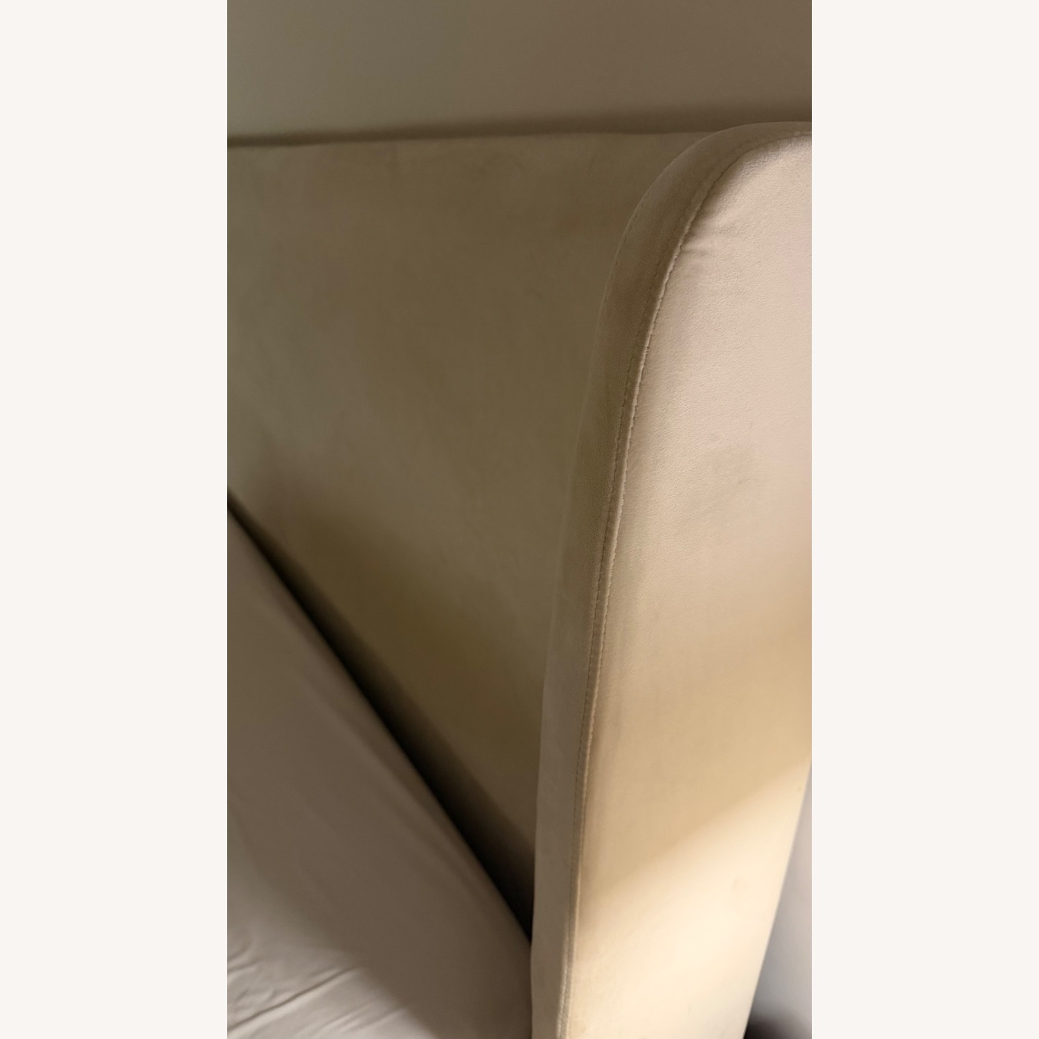 Rozitta Beige Velvet Queen Bed - image-4