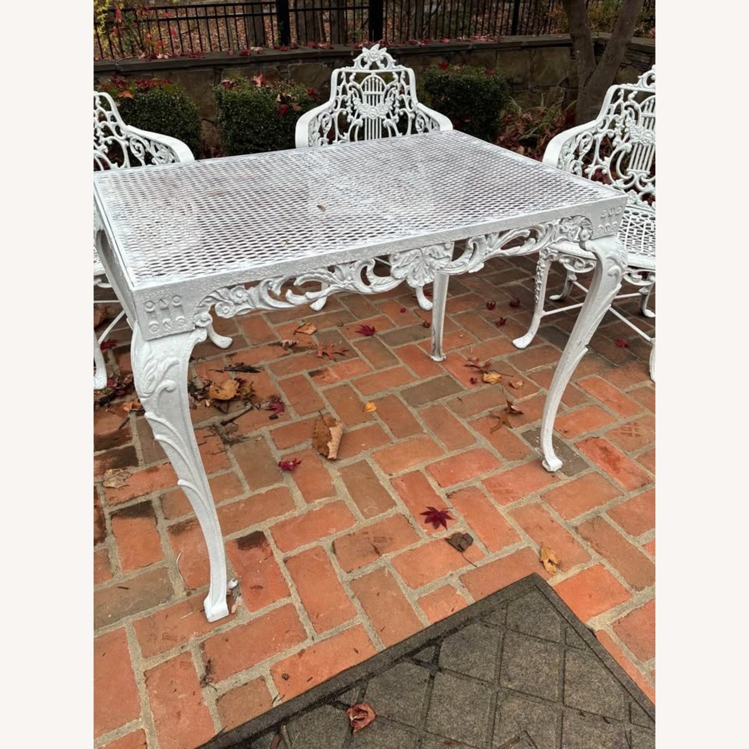 1940s Cast Iron Patio Table + 4 Cast Chairs Lyre - image-4