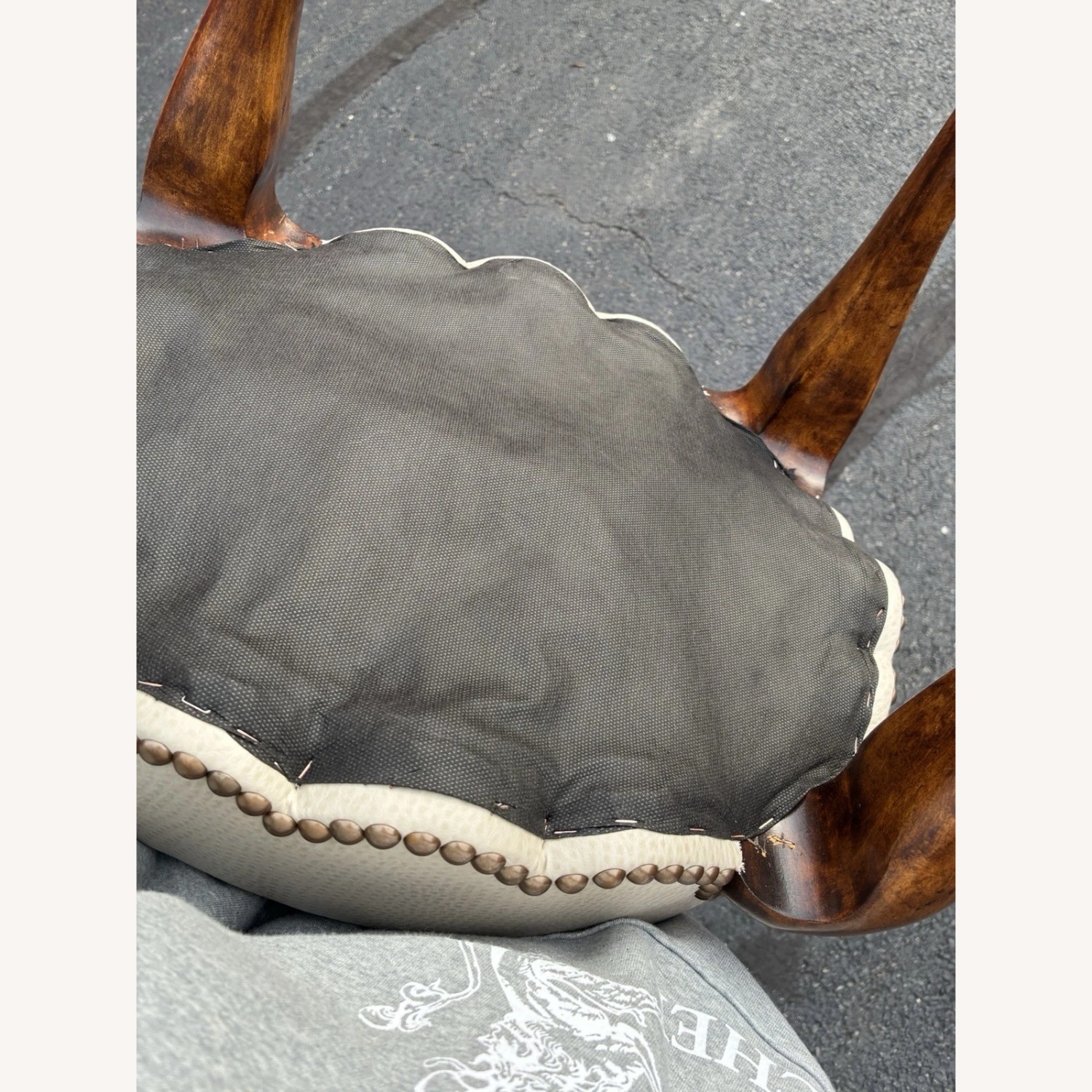 Minton-Spidell Ramsfoot Stool White Leather - image-3