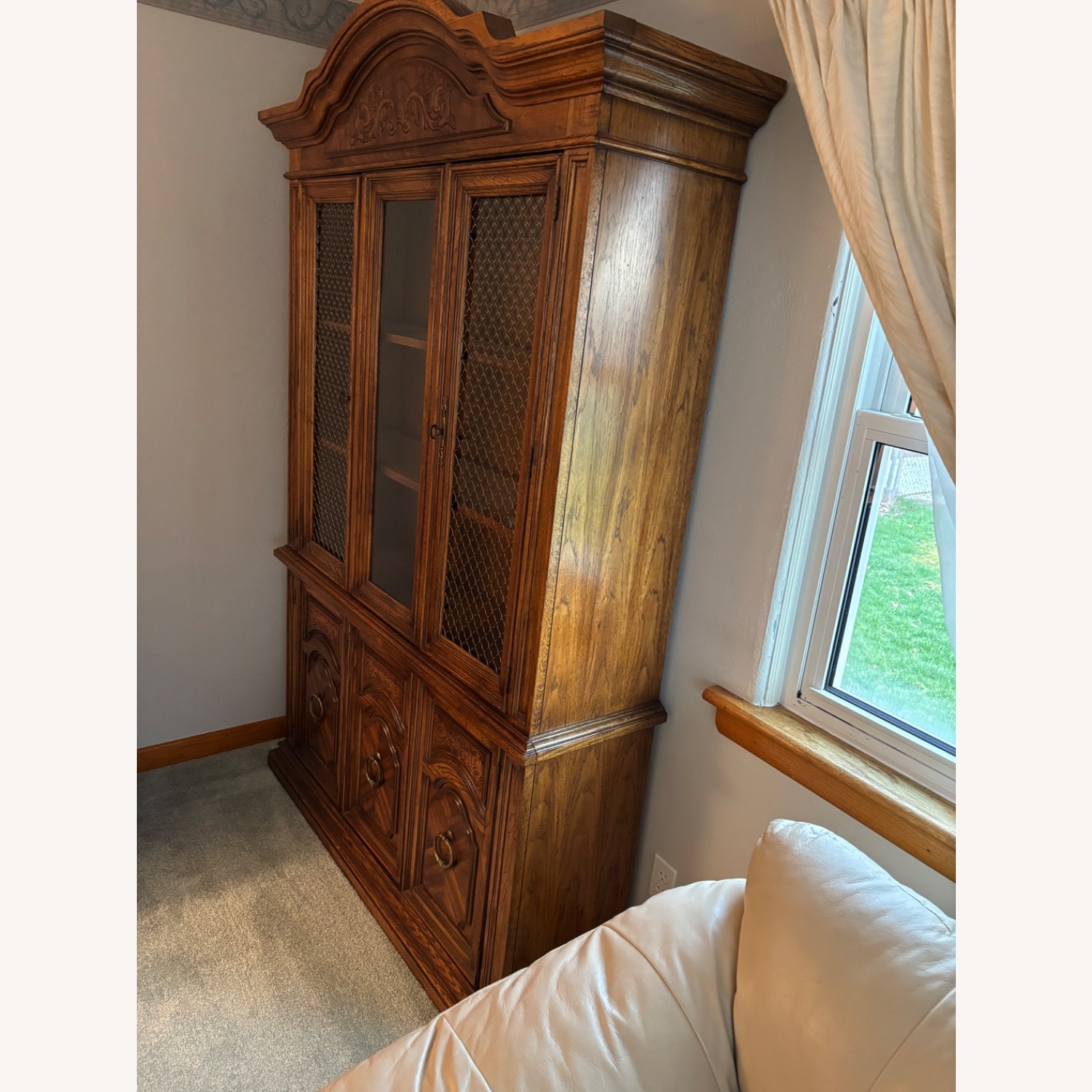 Thomasville Furniture Industries Wall Unit - image-2