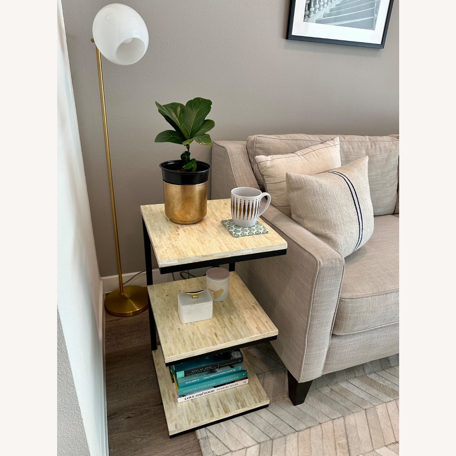 Cowhide Chevron Light Gray Rug 6' x 9' - image-8