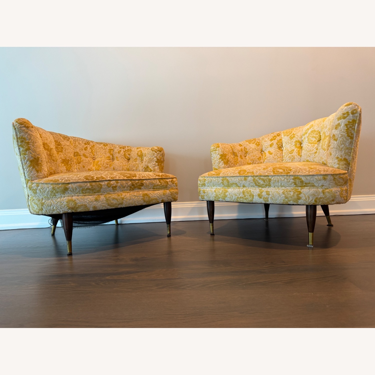 Vintage/Antique Mid Century Velvet Armchair - image-5