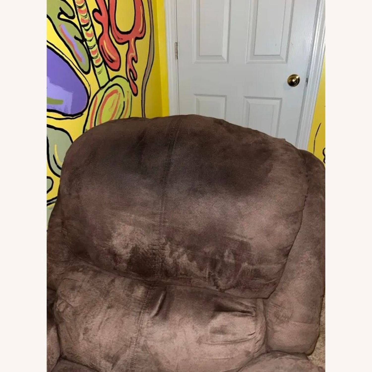 American Furniture Manufacturing Recliner - image-7