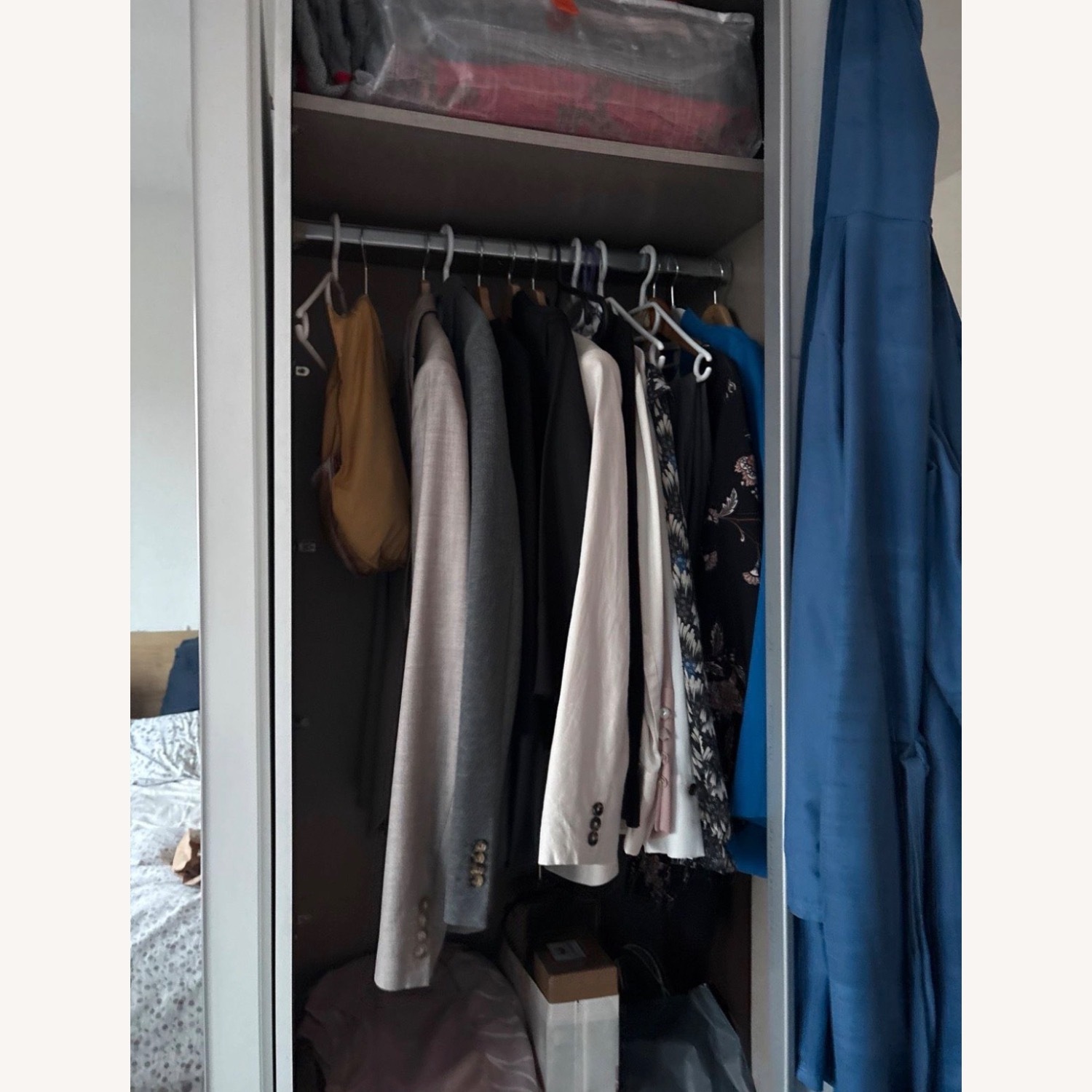 Wardrobe With 4 Sliding Doors and Mirrors - image-2