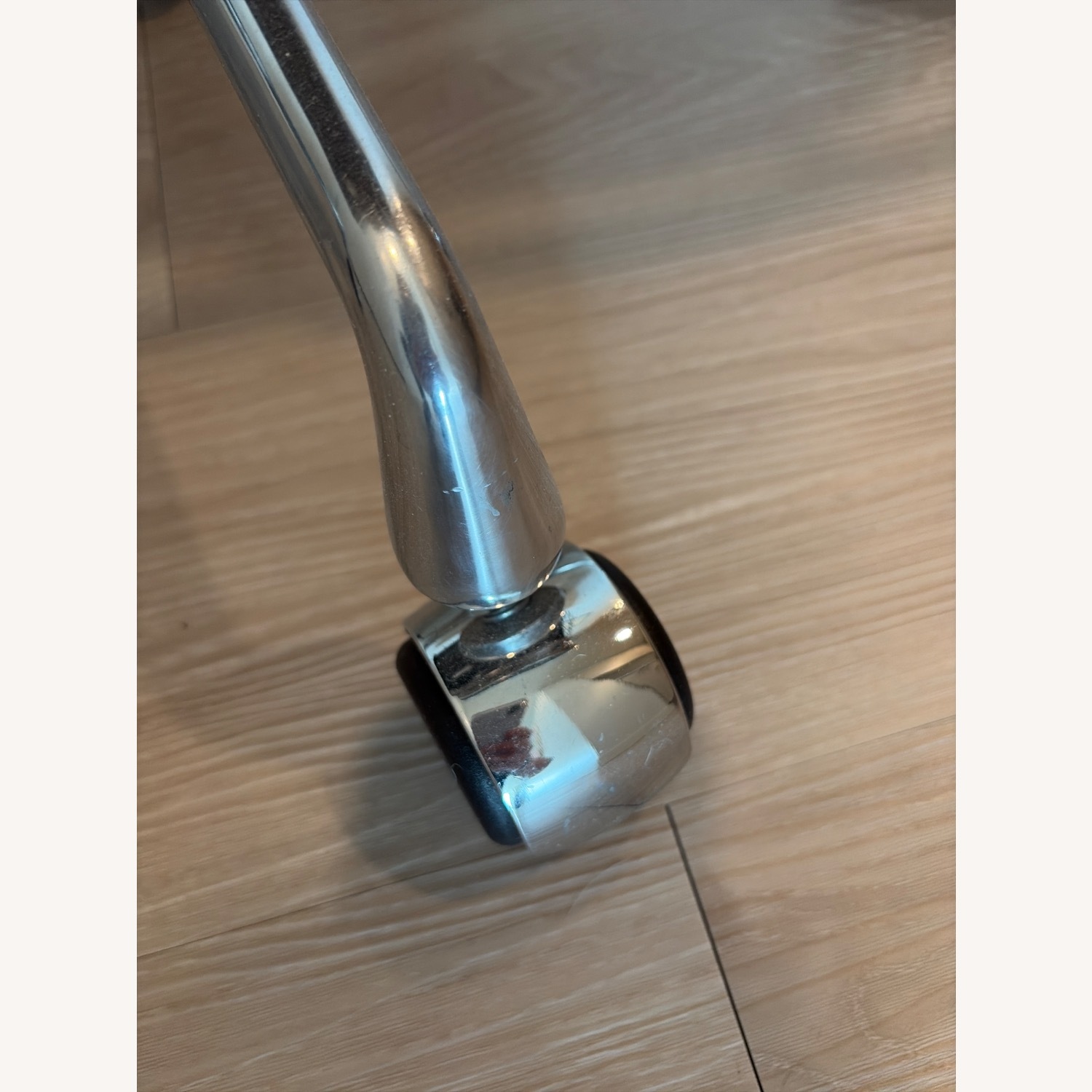 Herman Miller Black Eames Aluminum Leather Office Chair - image-4