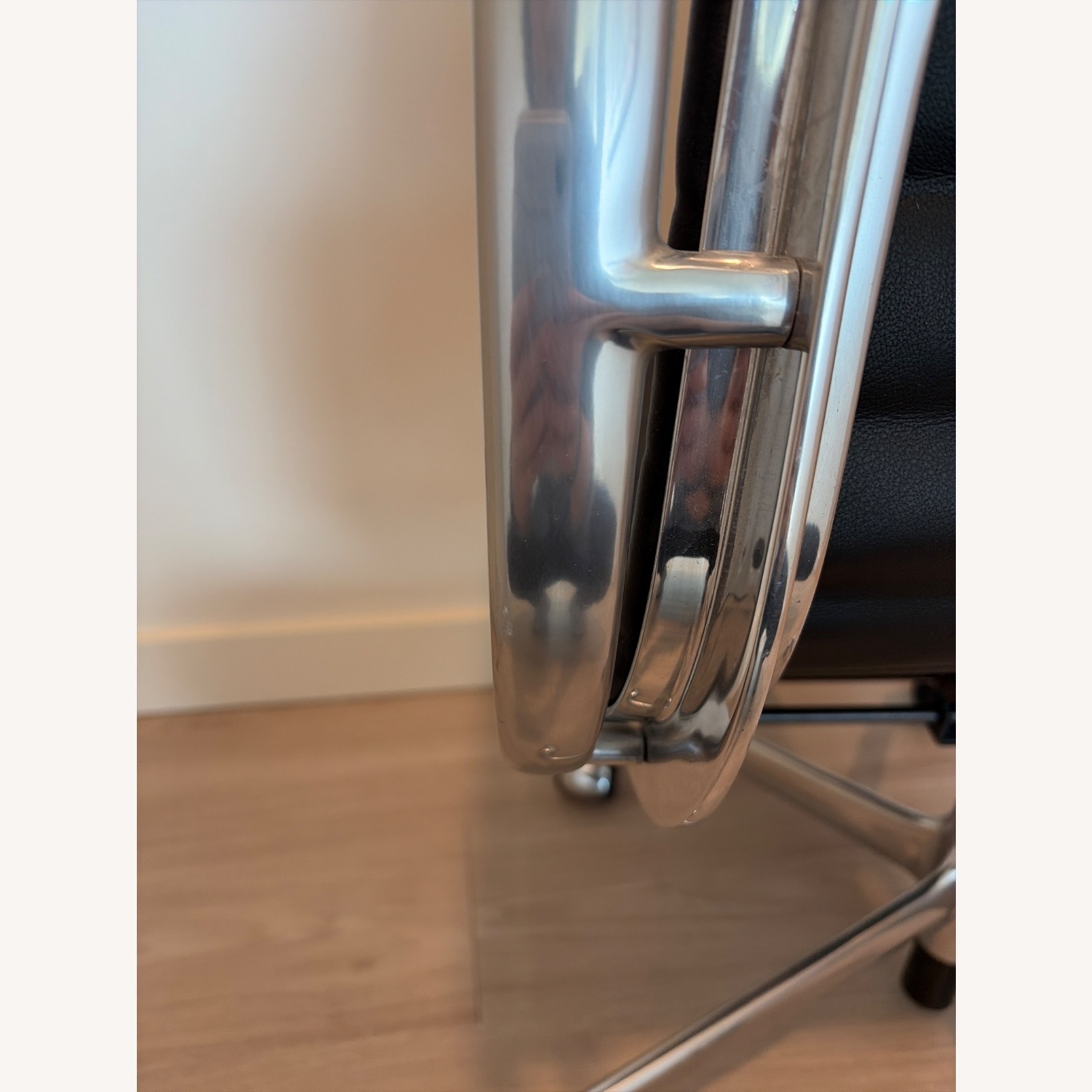 Herman Miller Black Eames Aluminum Leather Office Chair - image-6