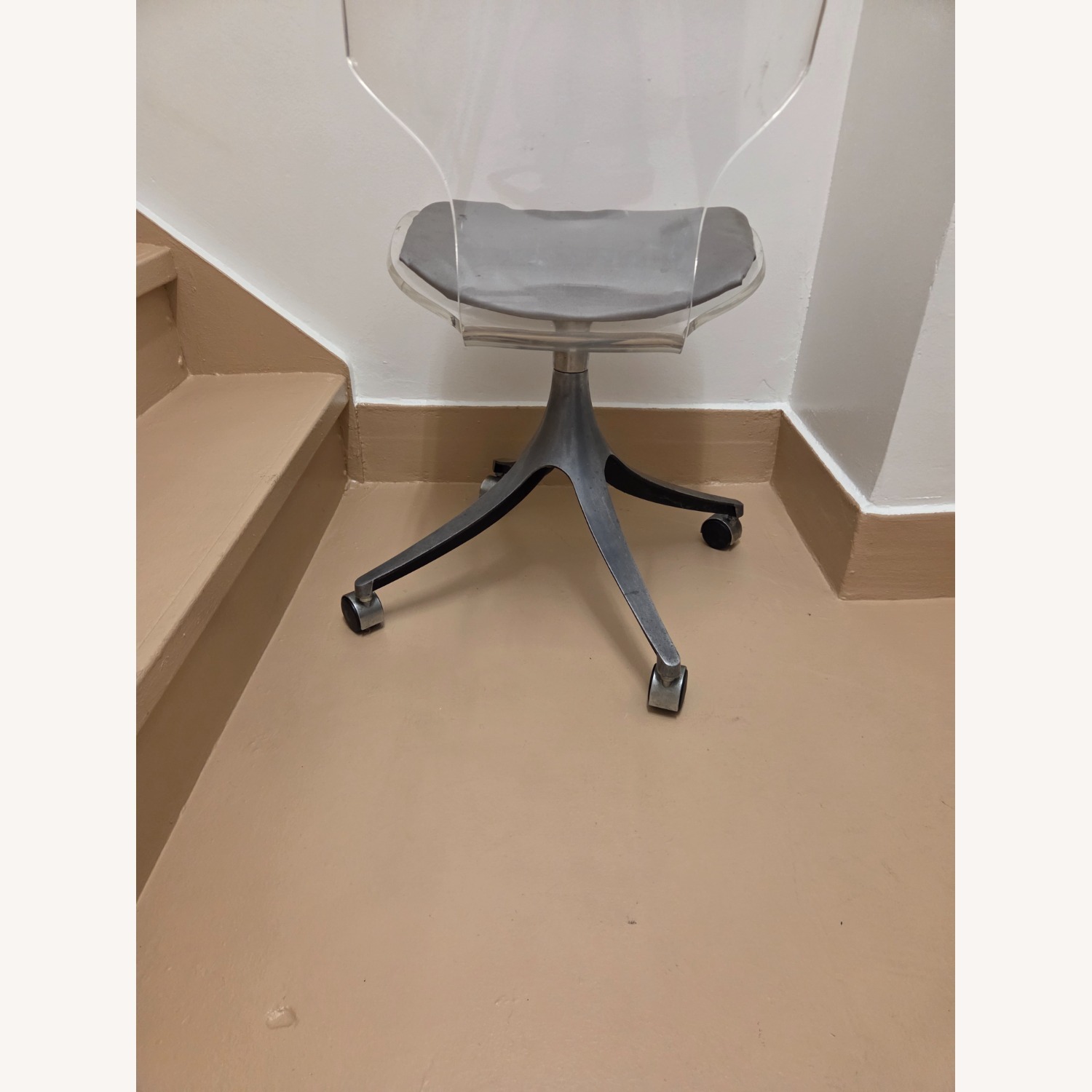 Mid-Century Lucite Desk Chair Hill Manufacturing - image-11