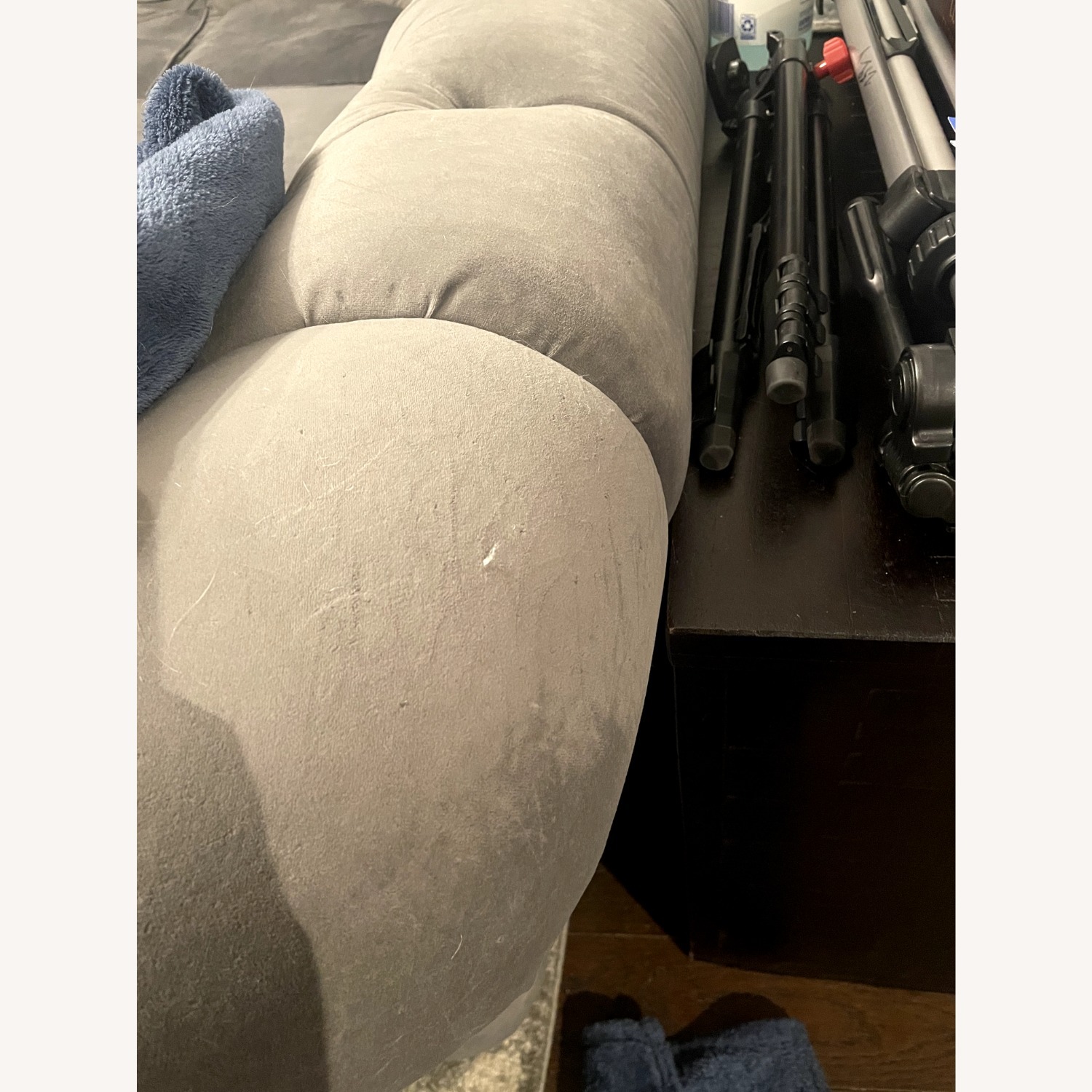 Huskins 6 - Piece Velvet Sectional - Blue/Grey - image-4