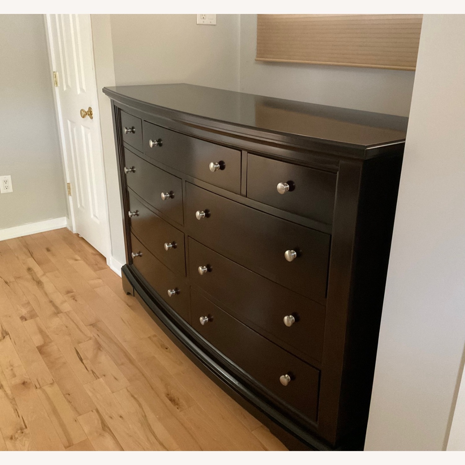 Vaughan Bassett Large Dresser - image-3