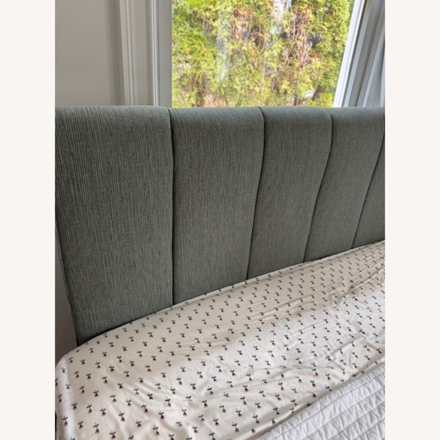 IKEA TÄLLÅSEN Green Fabric Queen Bed - image-4