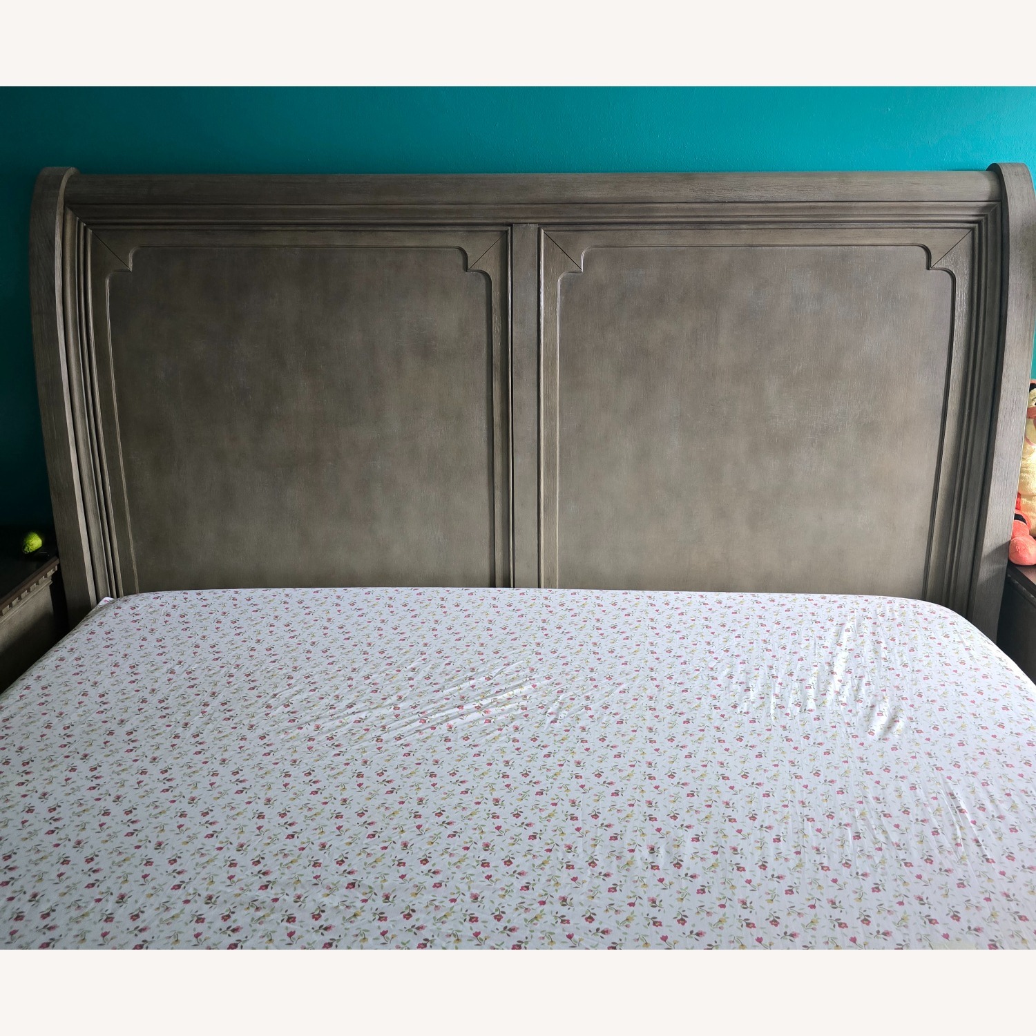 Ashley Furniture Borlend Wood Veneer King Bed - image-2