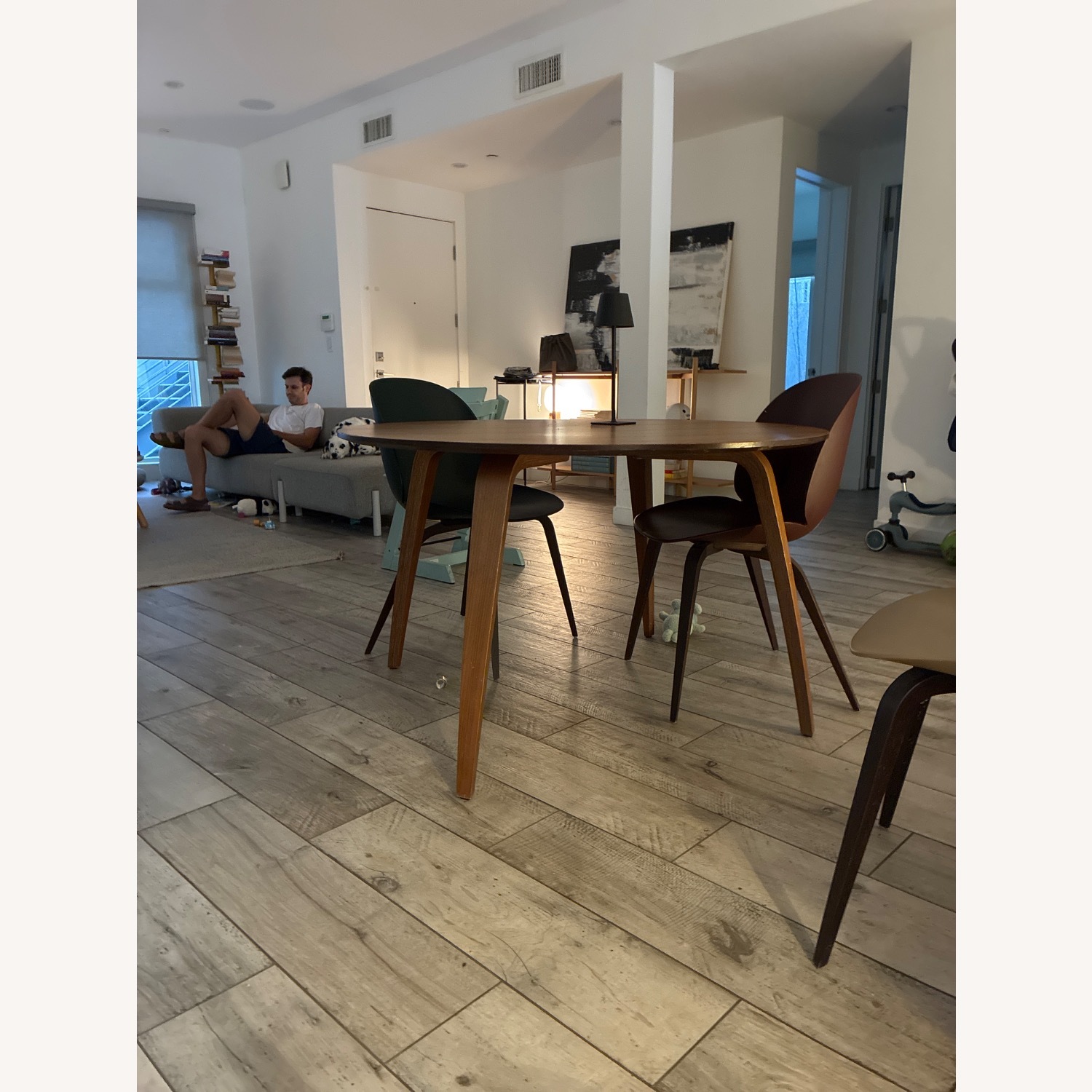 Gubi Round Dining Table American Walnut - image-2