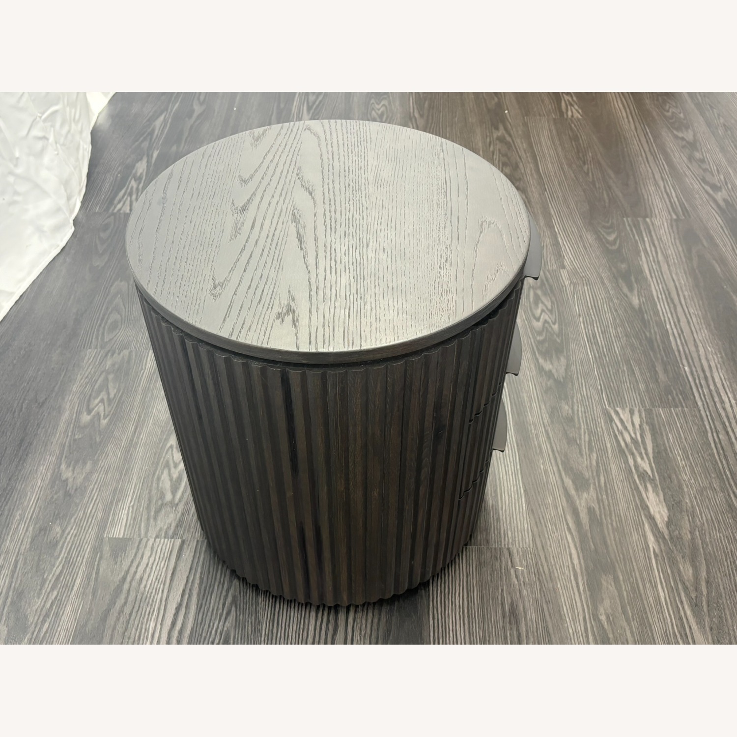 Restoration Hardware Byron Closed Bedside Table 20" - image-4