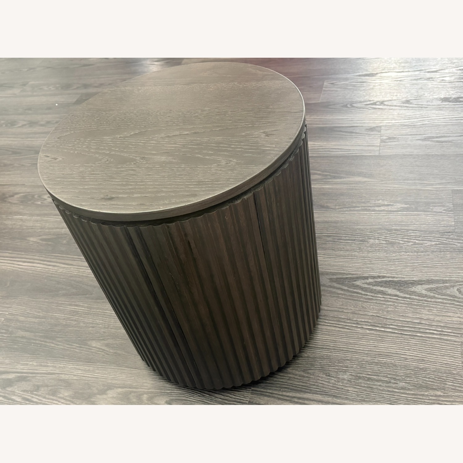 Restoration Hardware Byron Closed Bedside Table 20" - image-5