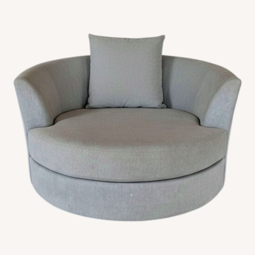 Used Wide 360 Degree Rotating Circle Couch Chair for sale on AptDeco
