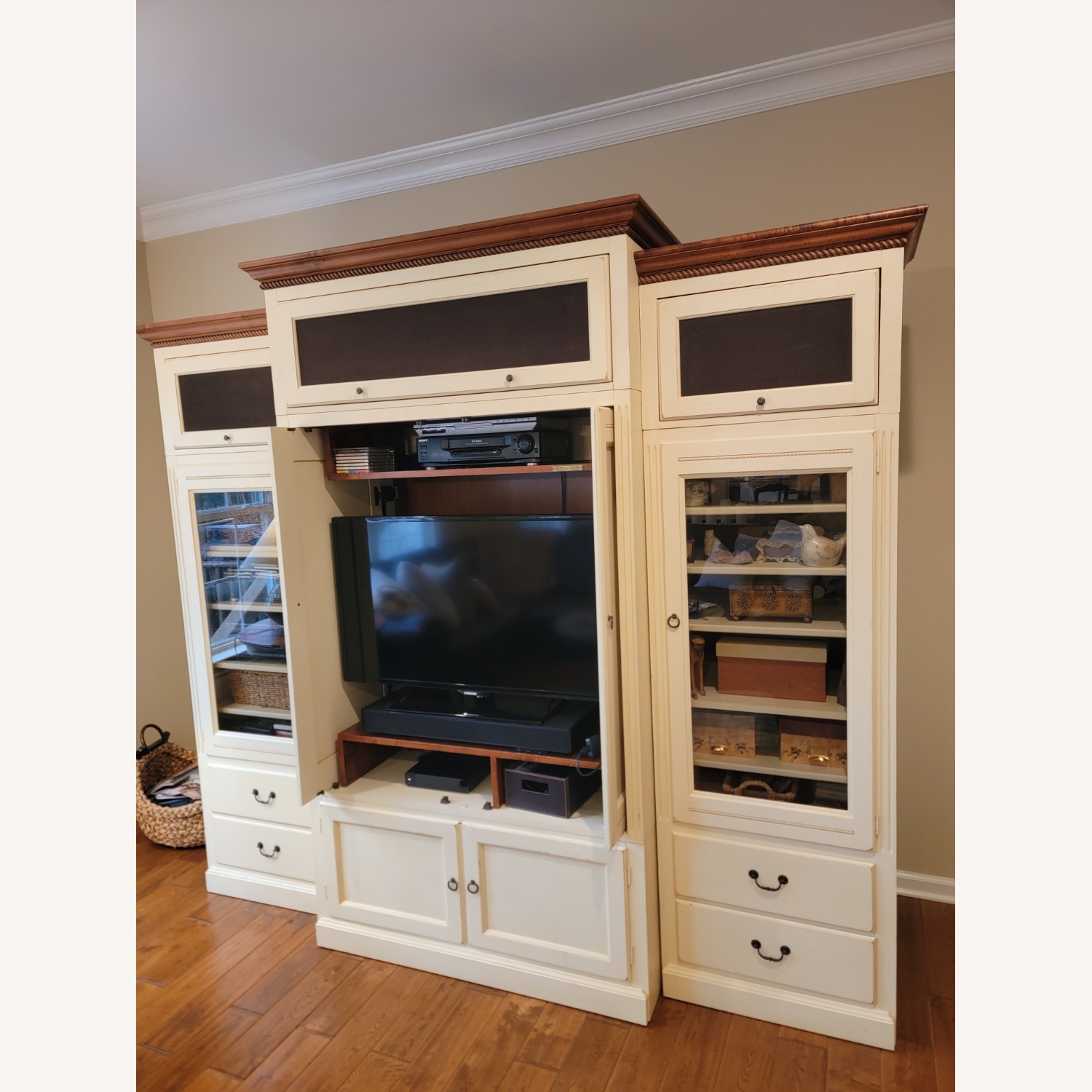 Ethan Allen Media Storage - image-3