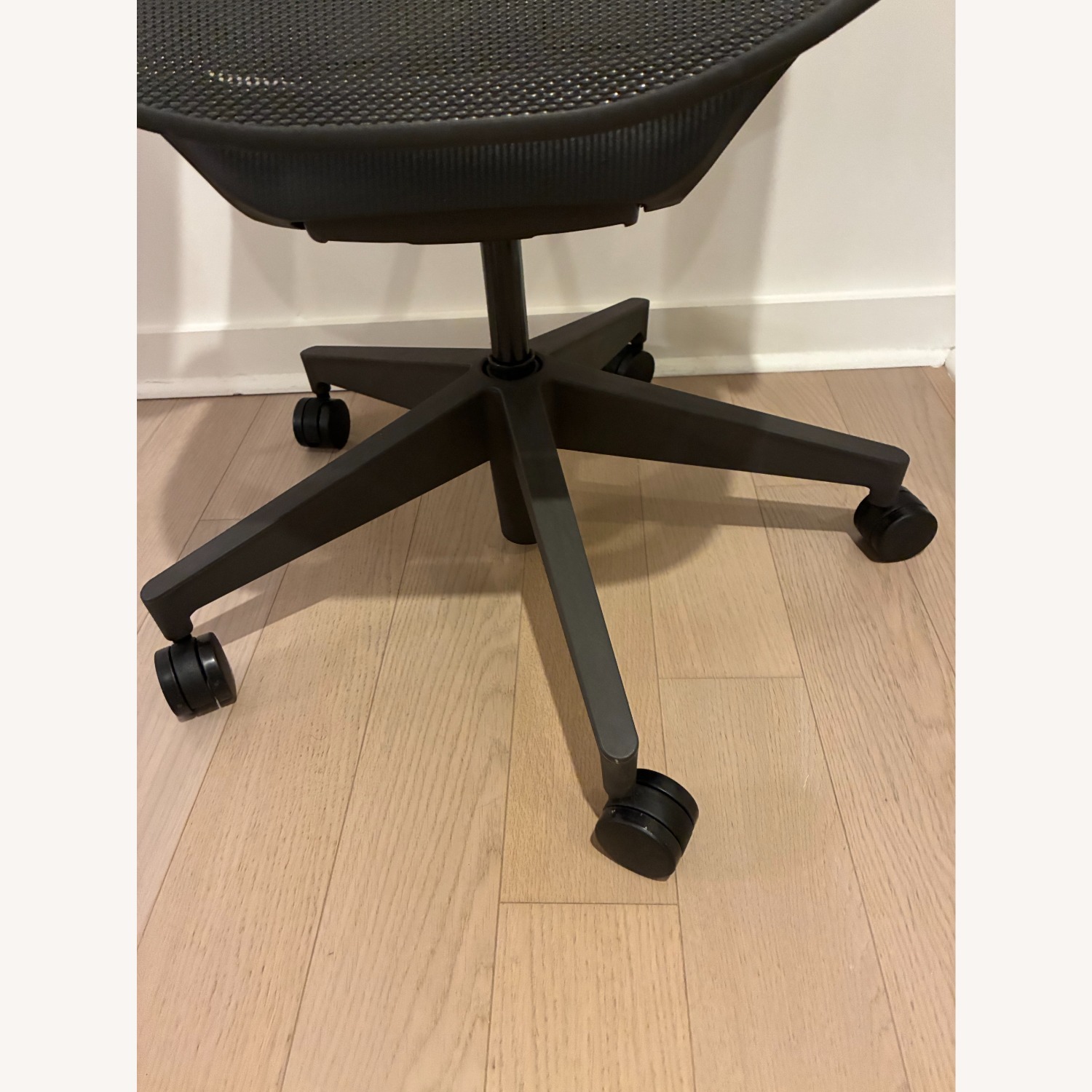 Herman Miller Cosm Chair - image-4