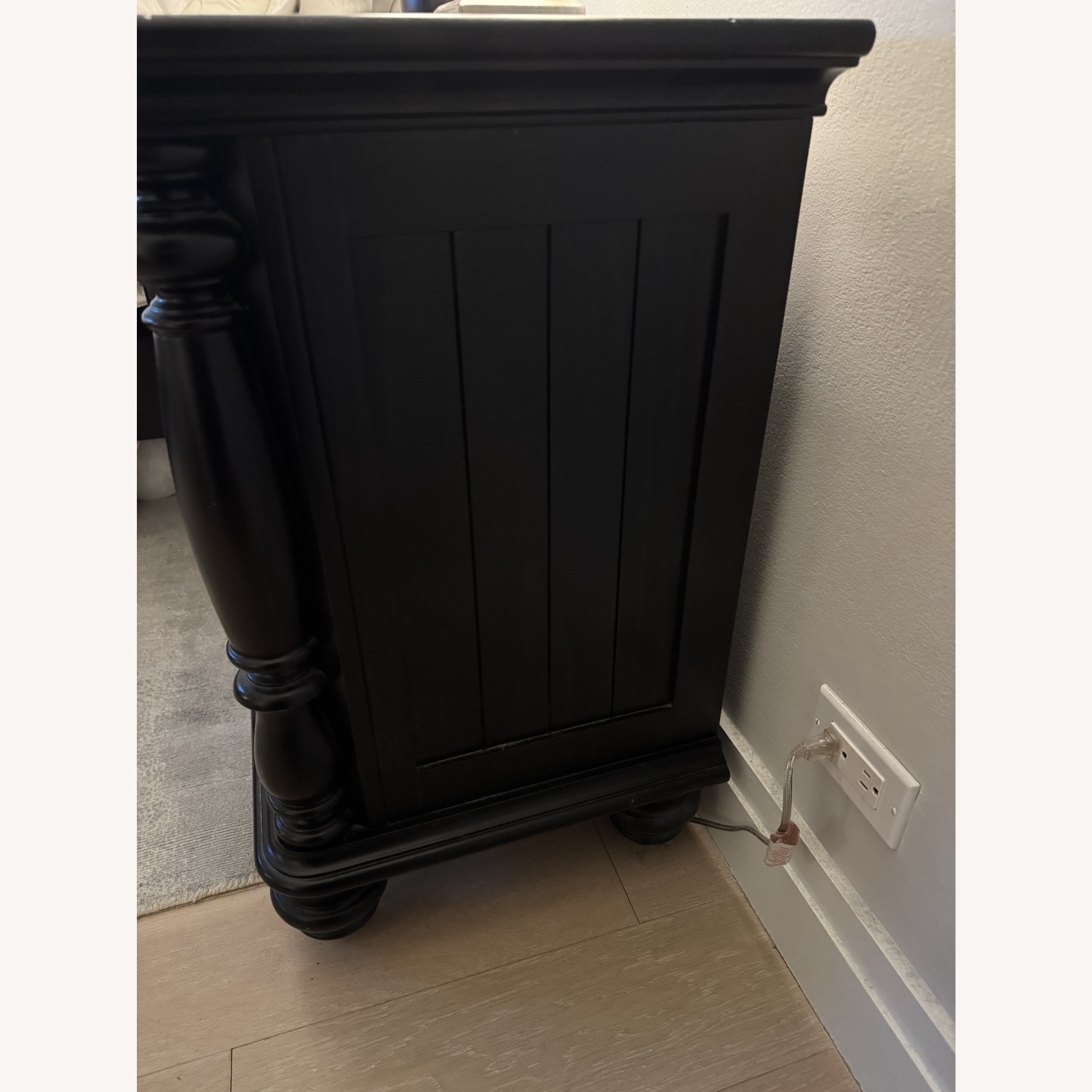 Raymour & Flanigan Night Stand Set - image-3