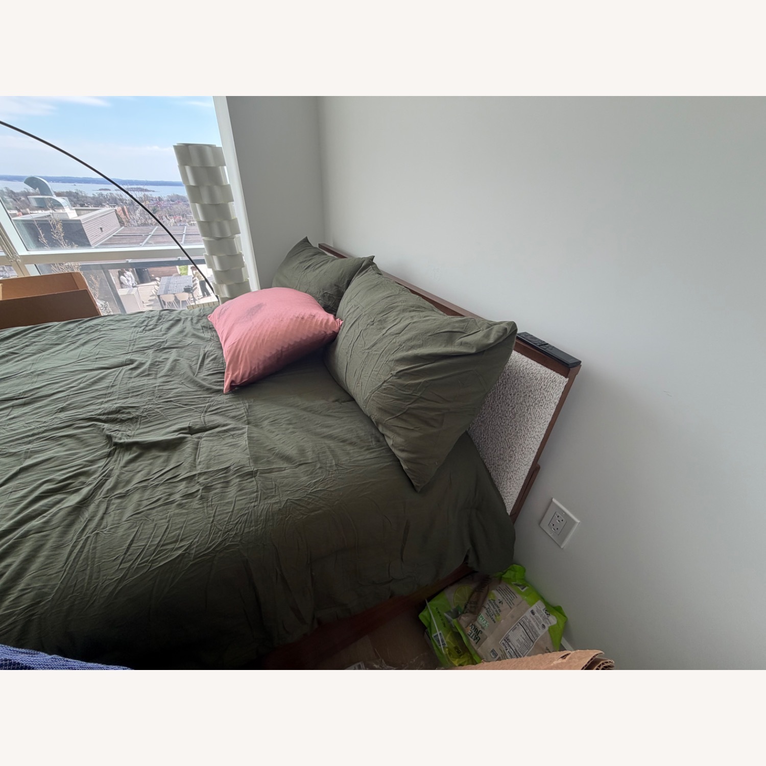 Raymour & Flanigan Light Gray Wood Queen Bed - image-6