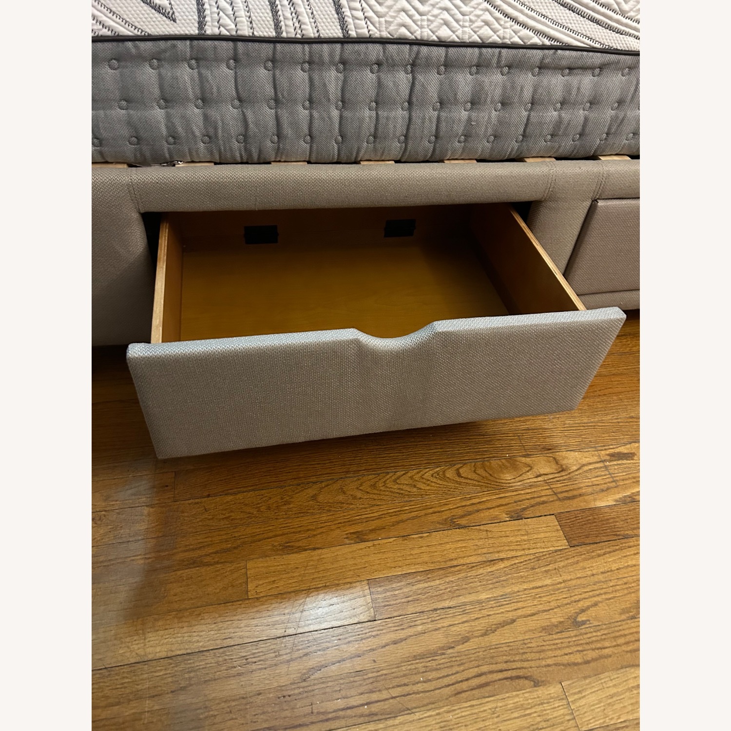 Contemporary King Bed - image-3