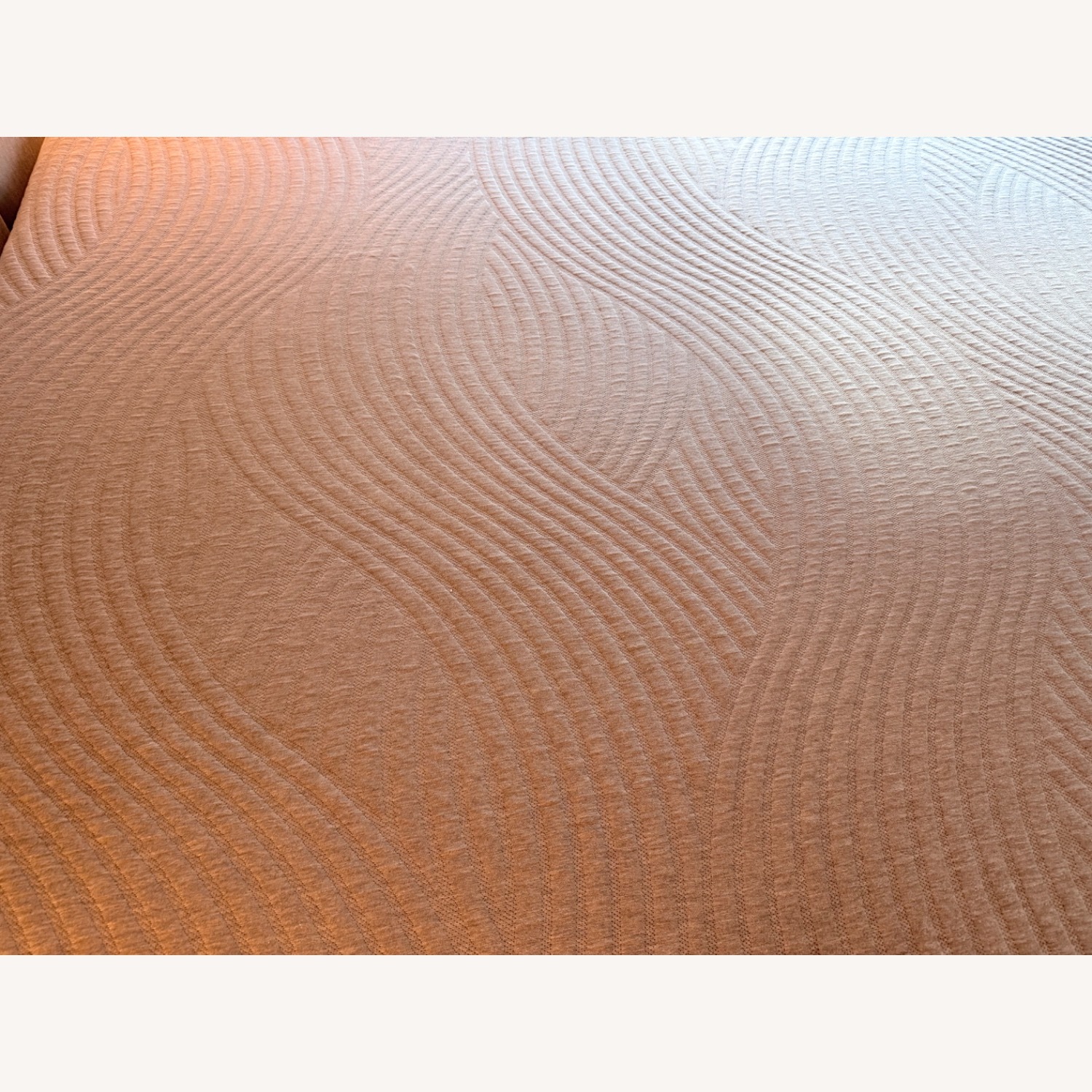 Sleep Number Model I8 Bed - image-4