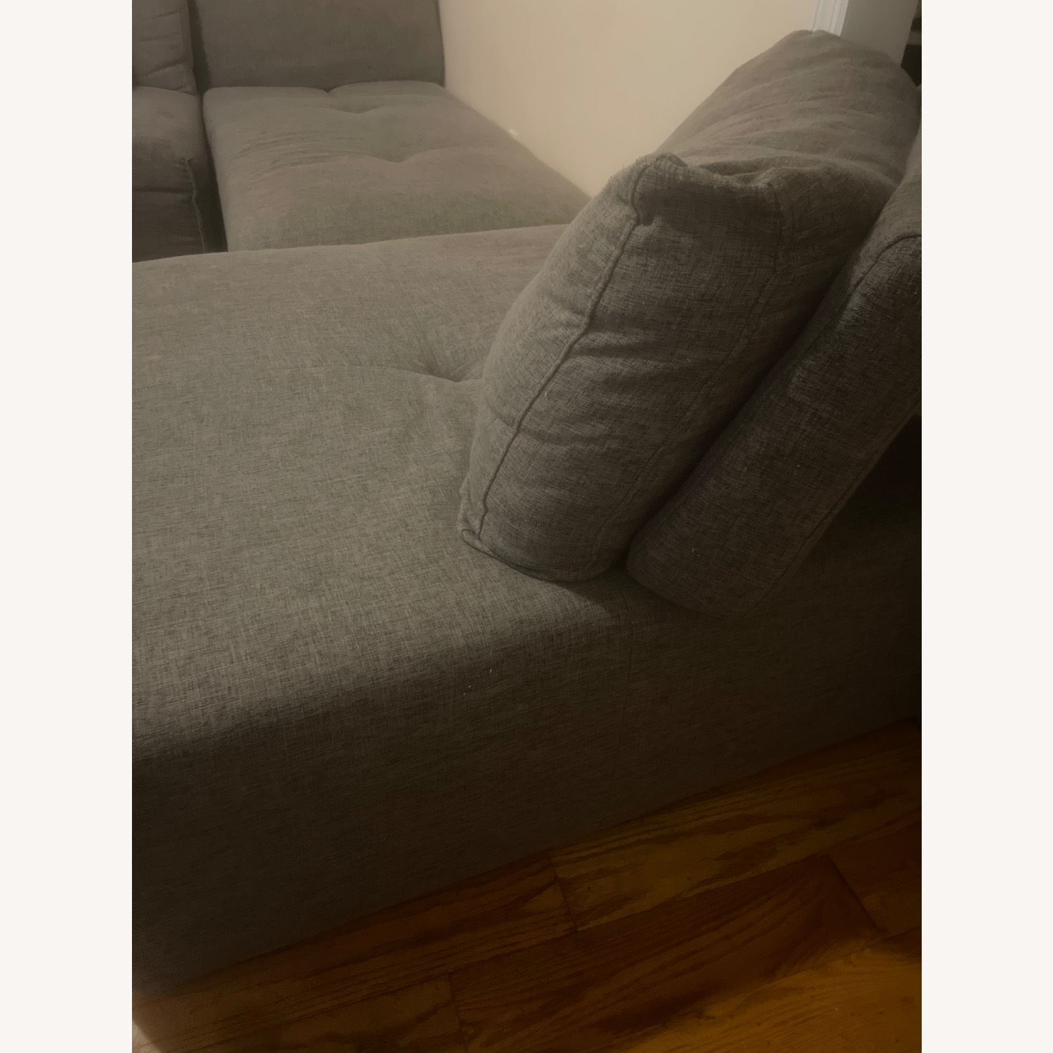 Rooms To Go  Light Gray Fabric 3+ Seater Sofa - image-3