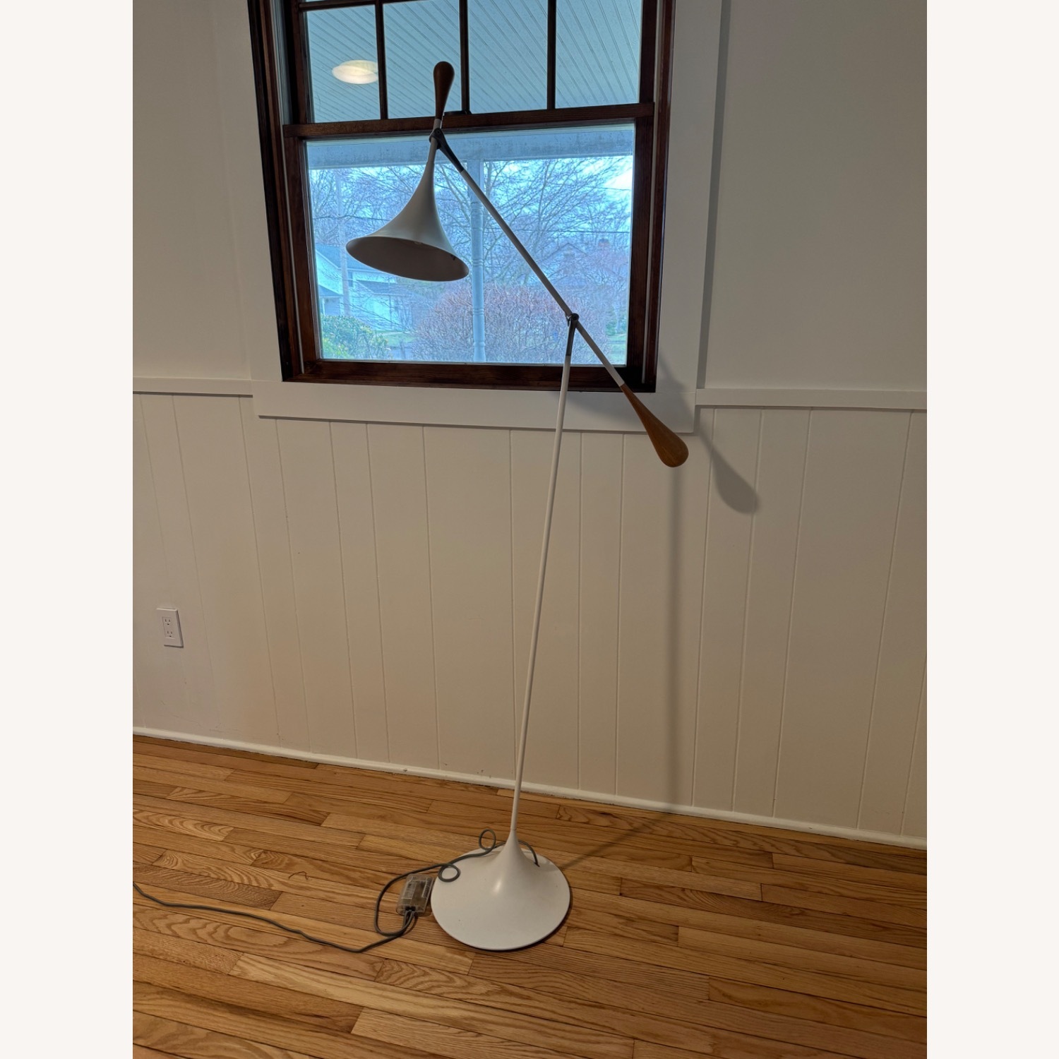 White Metal Floor Lamp - image-1